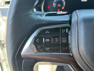 2022 Jeep Grand Cherokee Summit 4x2