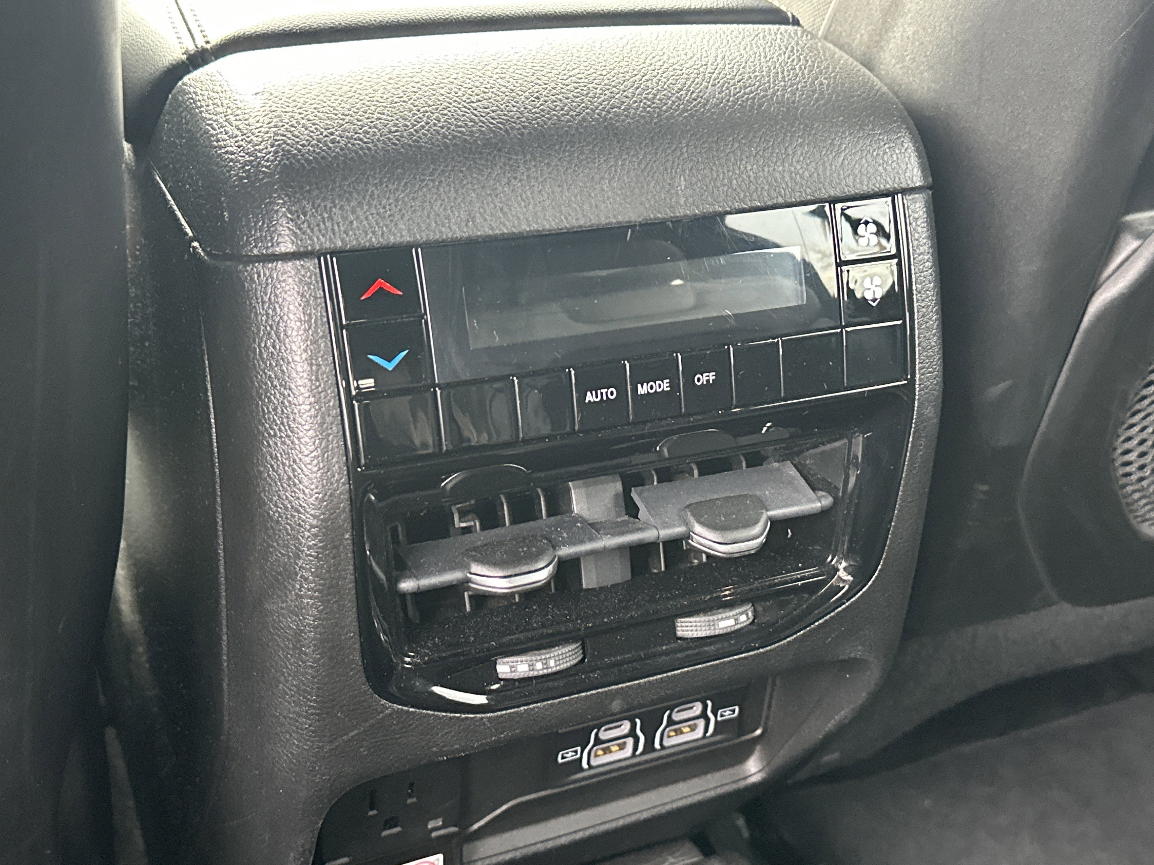 2021 Jeep Grand Cherokee L Altitude 4x2