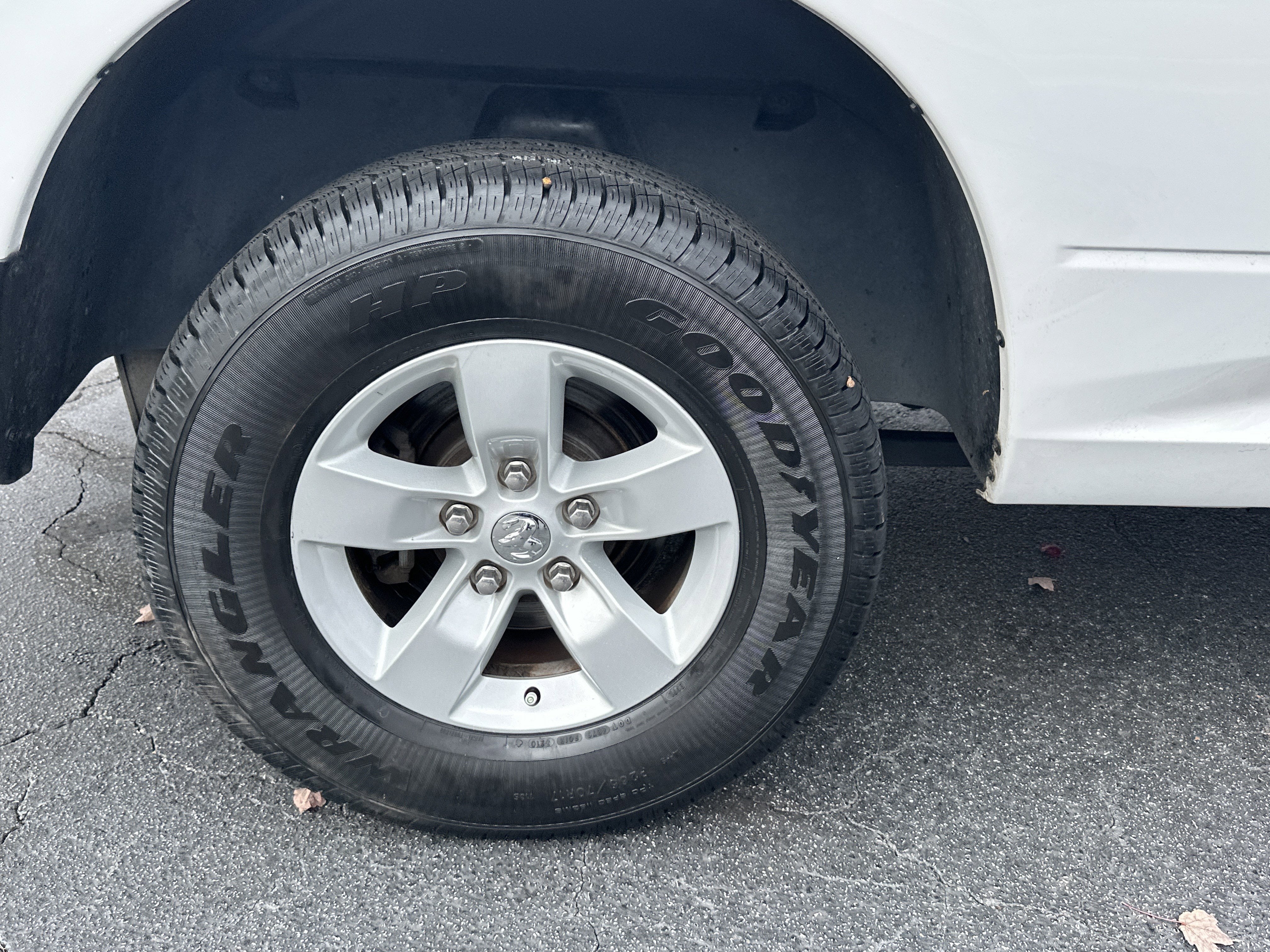 2020 RAM 1500 Classic SLT Crew Cab 4x2 6'4" Box