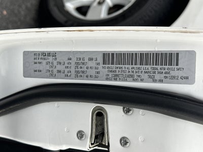 2020 RAM 1500 Classic SLT Crew Cab 4x2 6'4" Box