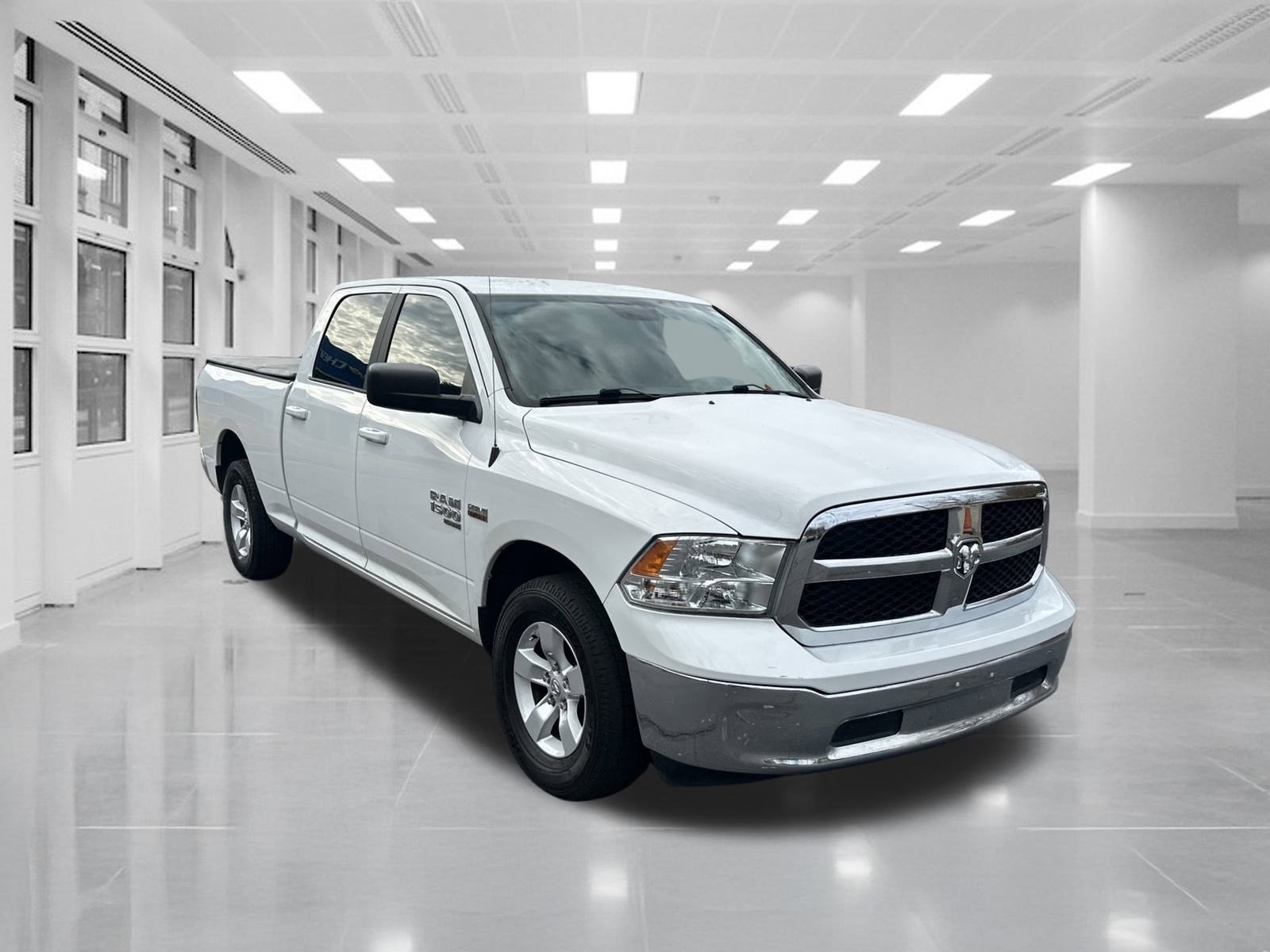2020 RAM 1500 Classic SLT Crew Cab 4x2 6'4" Box