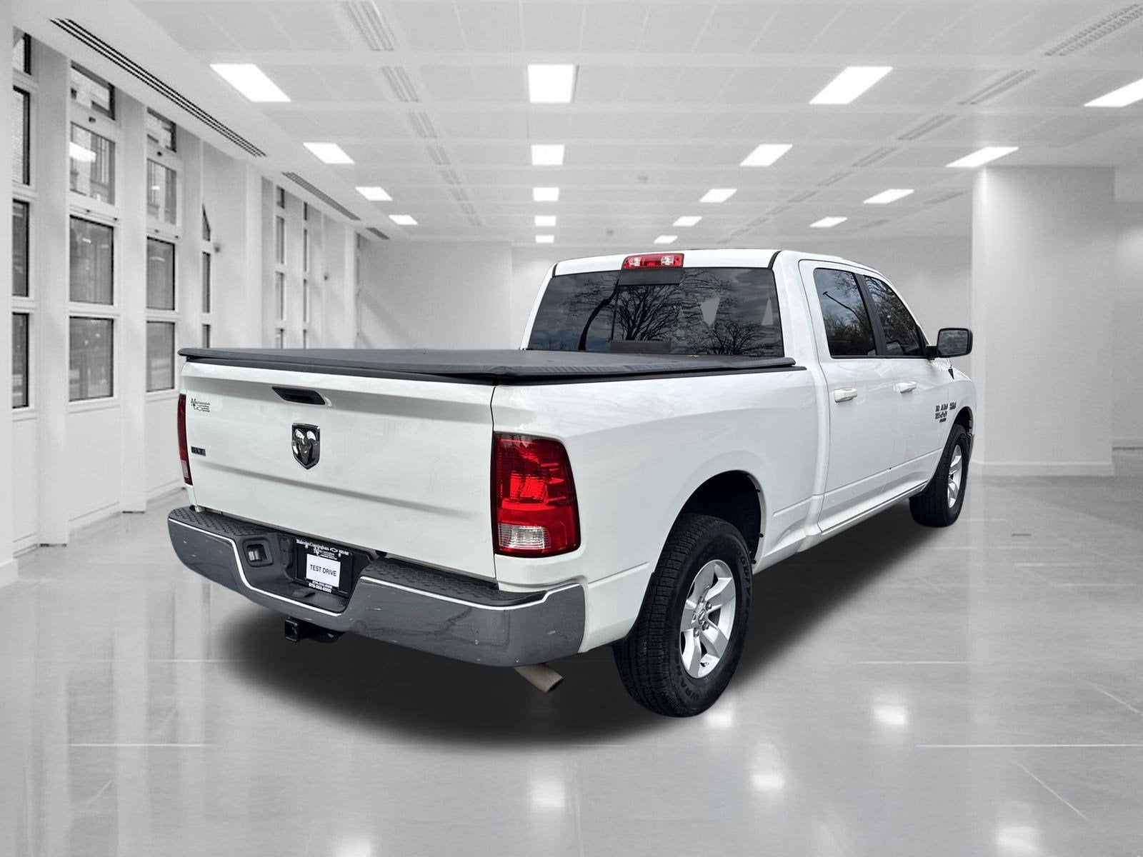 2020 RAM 1500 Classic SLT Crew Cab 4x2 6'4" Box