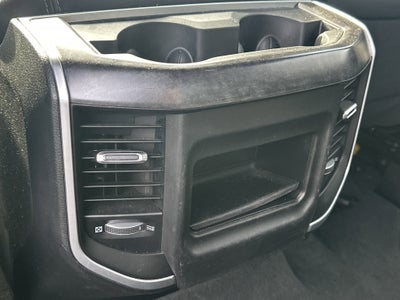 2022 RAM 1500 Big Horn Crew Cab 4x2 5'7" Box