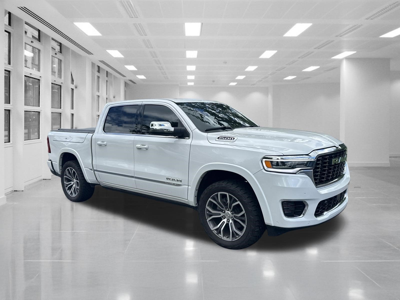 2026 RAM 1500 Tungsten Crew Cab 4x4 5'7" Box