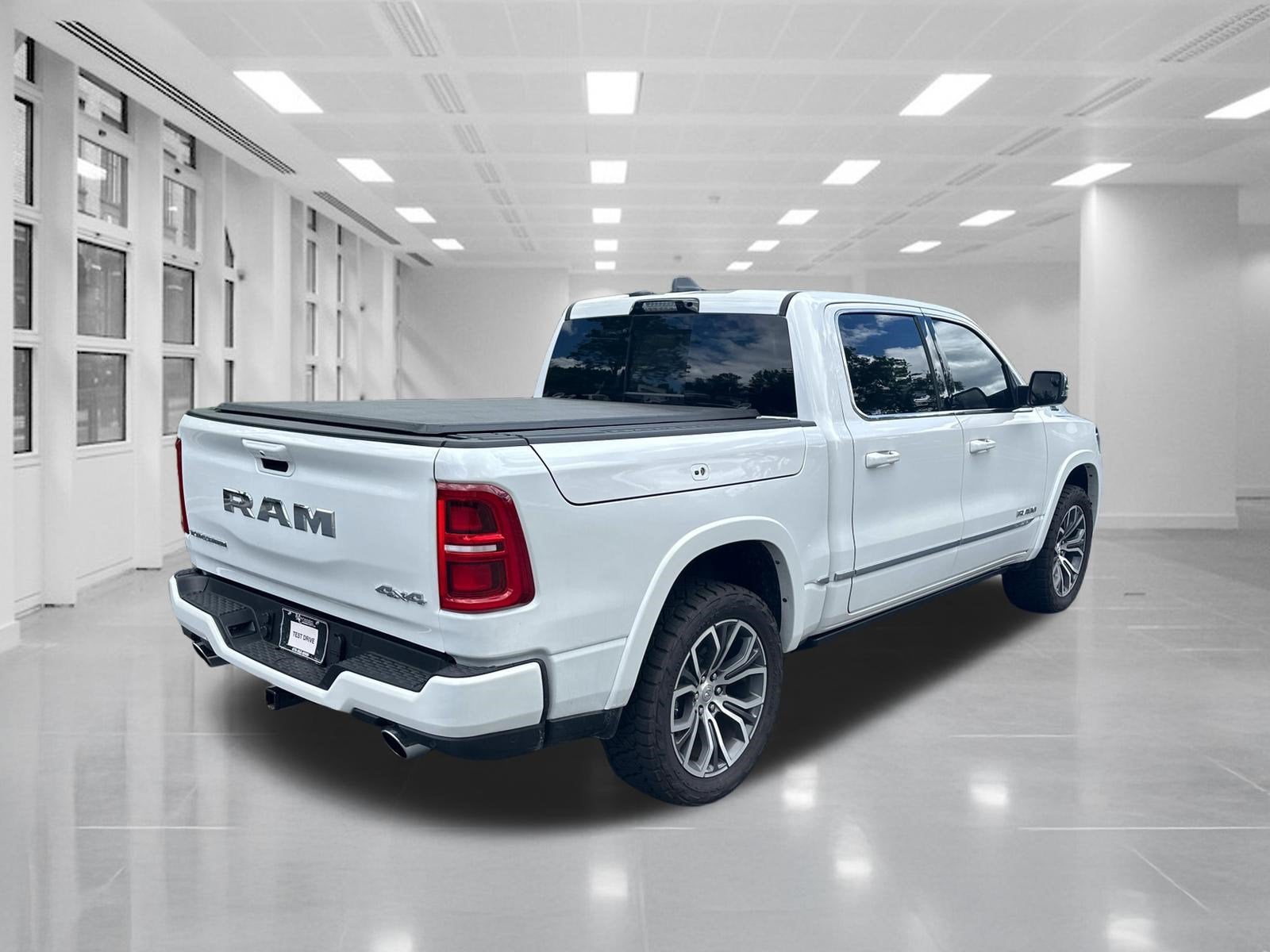 2026 RAM 1500 Tungsten Crew Cab 4x4 5'7" Box