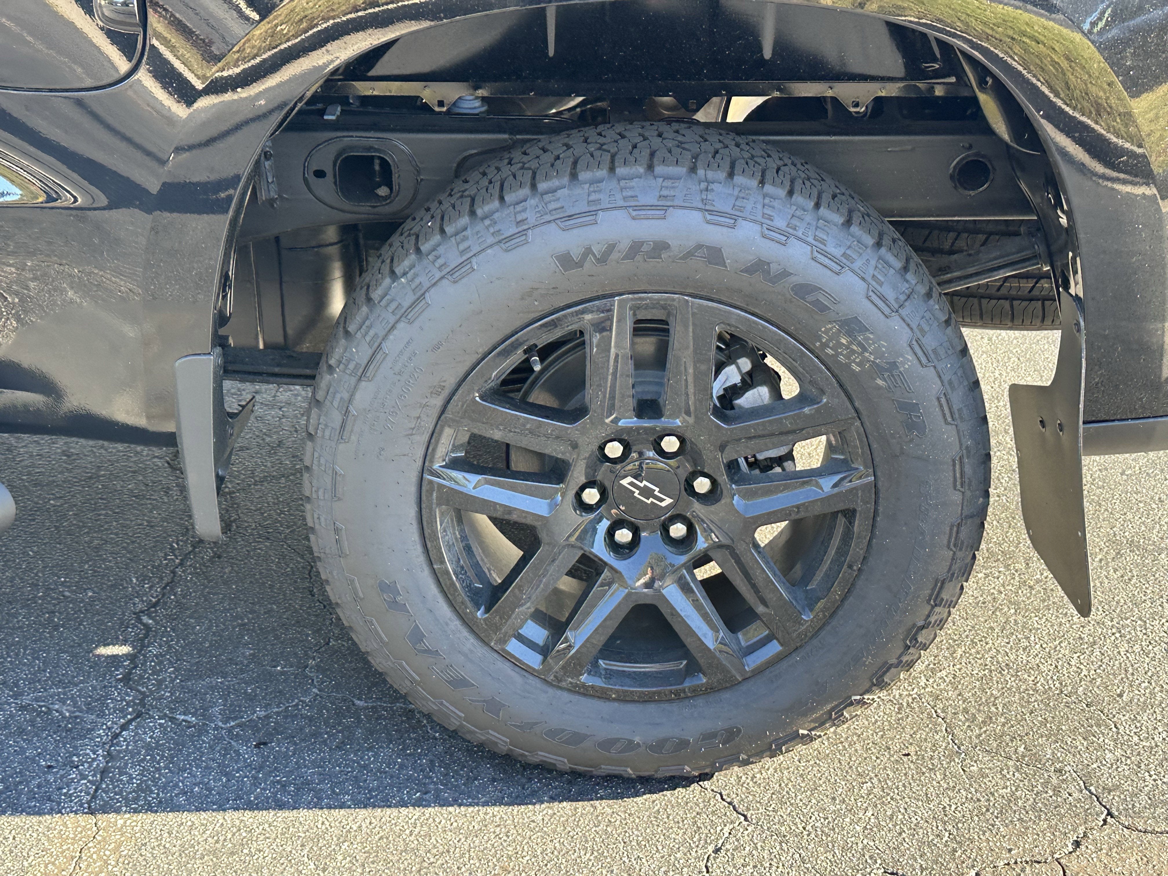 2025 Chevrolet Silverado 1500 Custom