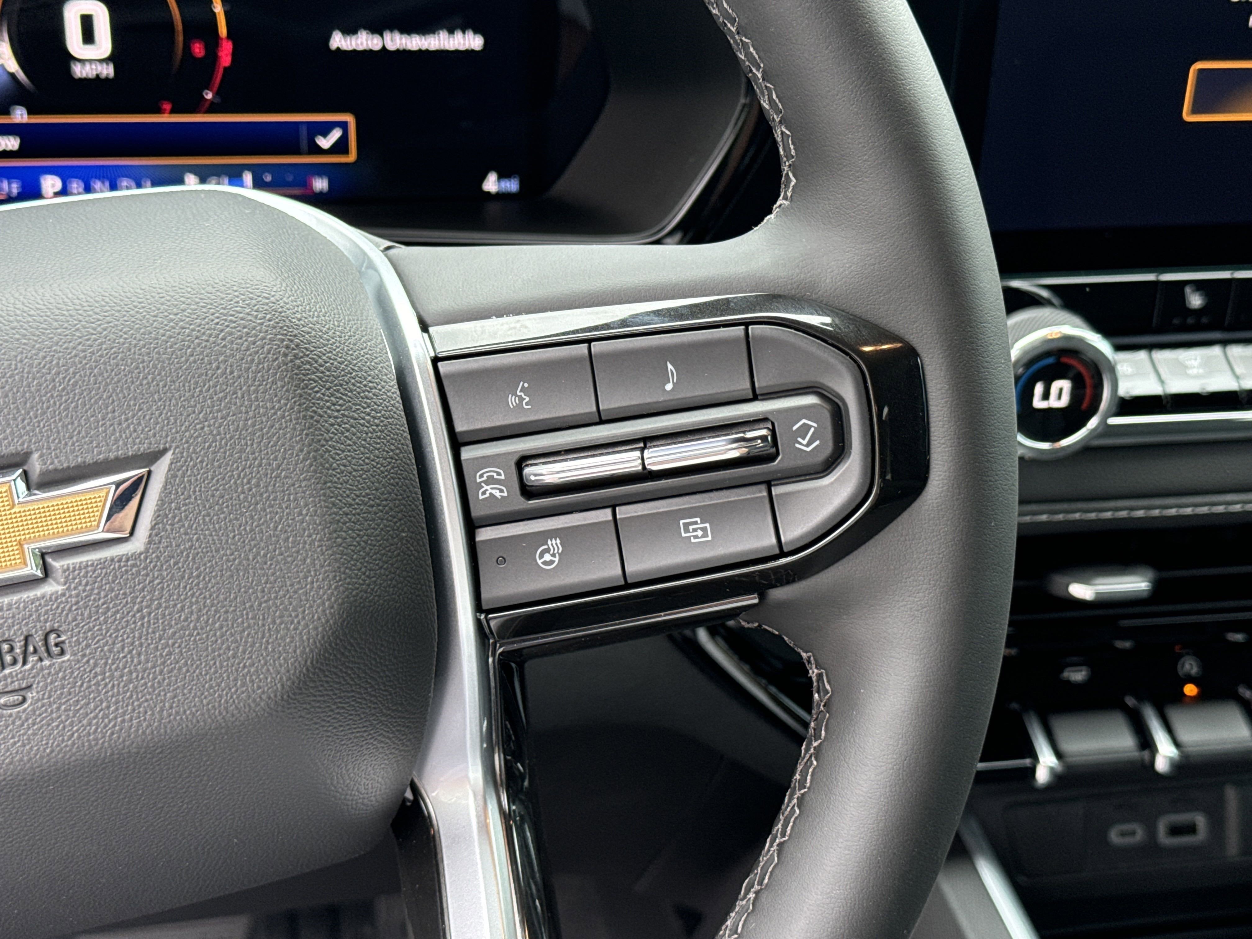 2025 Chevrolet Colorado WT/LT