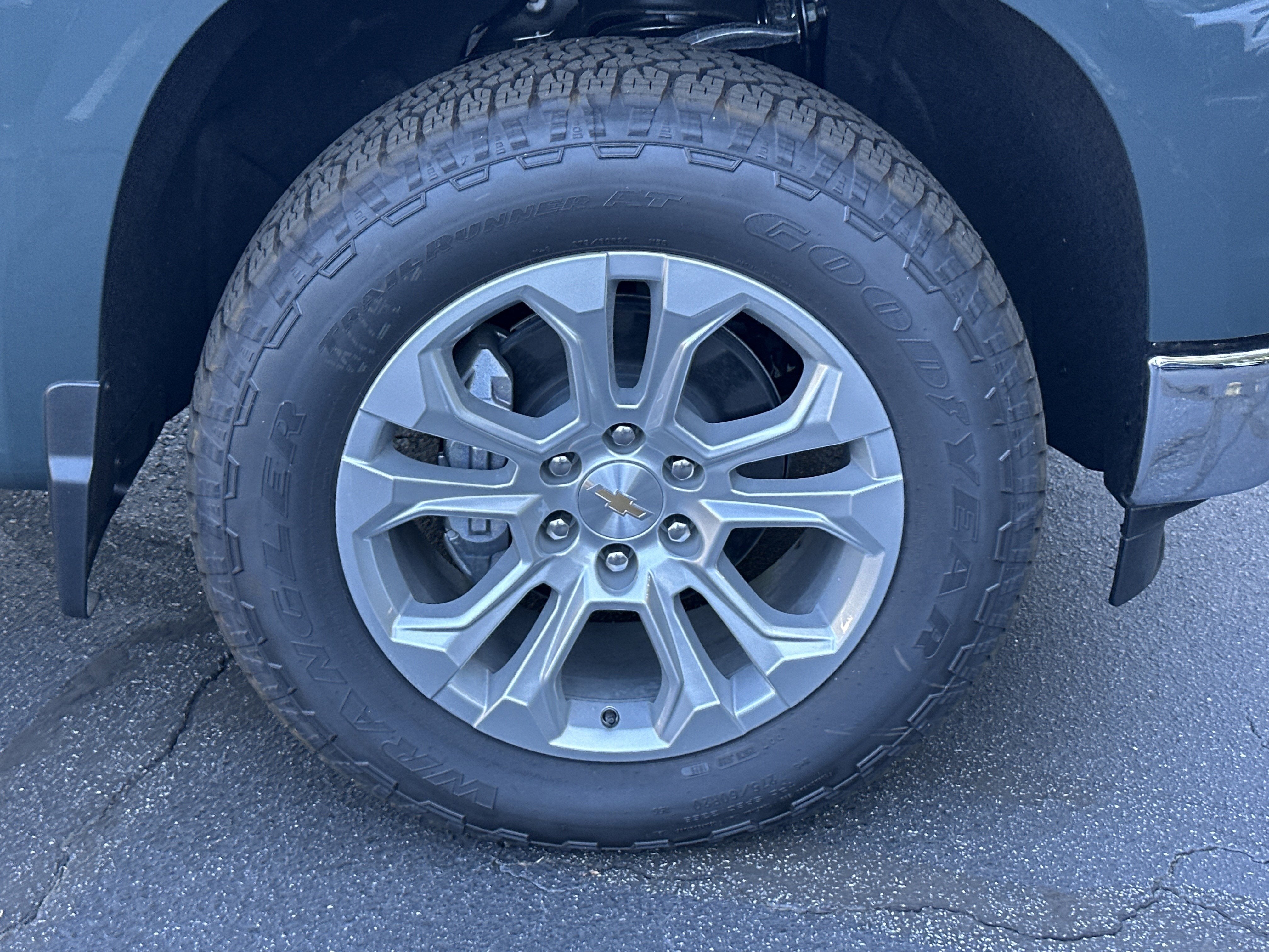 2025 Chevrolet Silverado 1500 LTZ