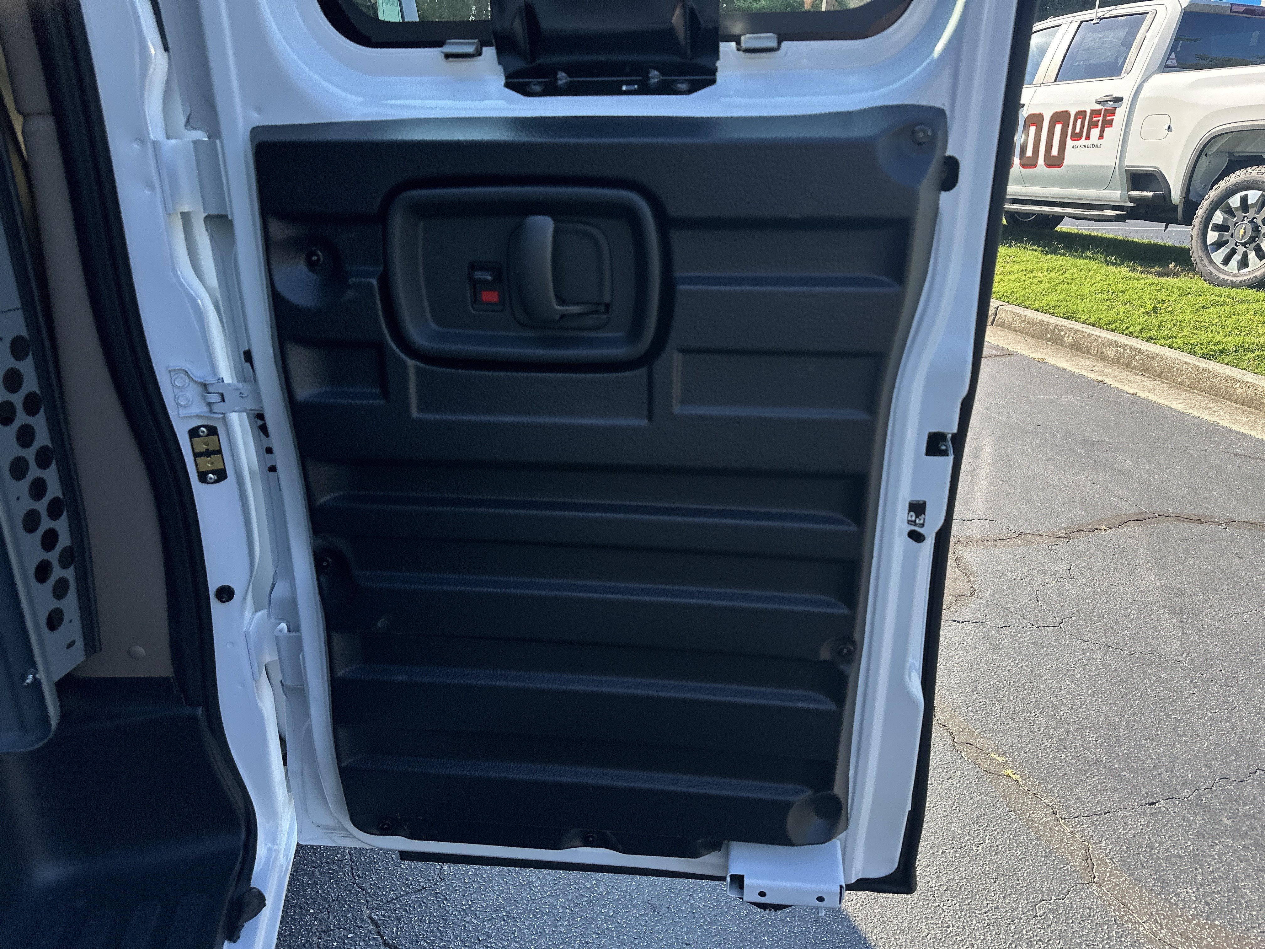 2026 Chevrolet Express Cargo WT