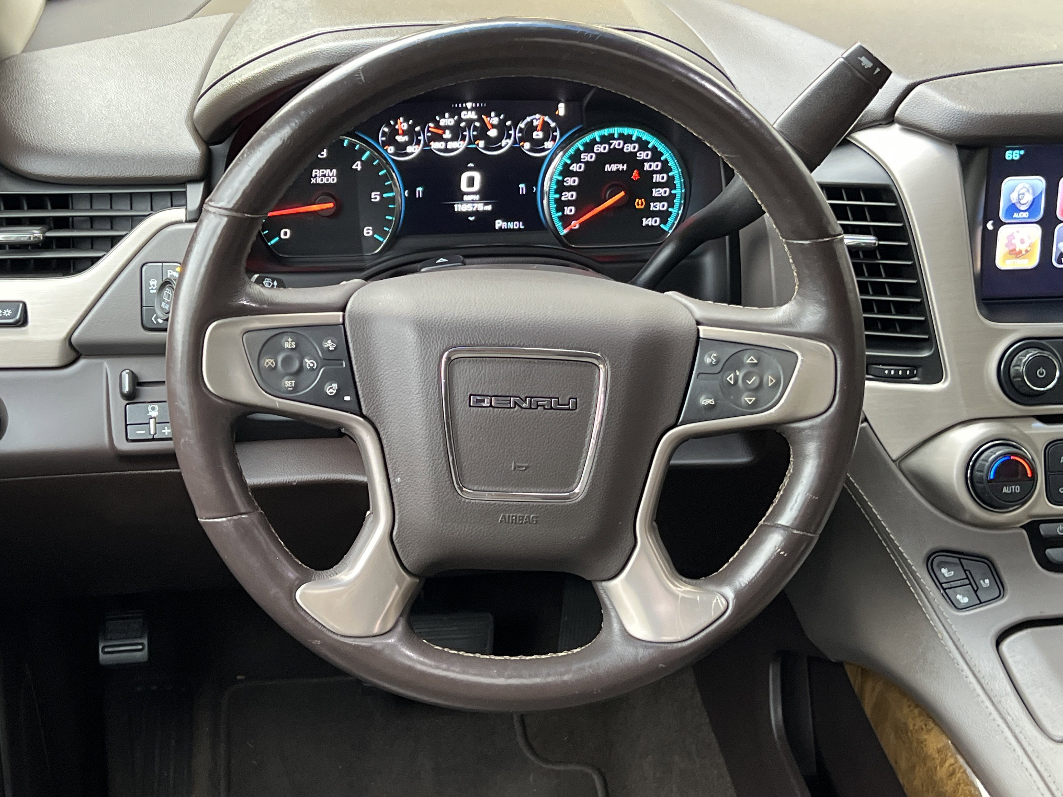 2017 GMC Yukon XL Denali