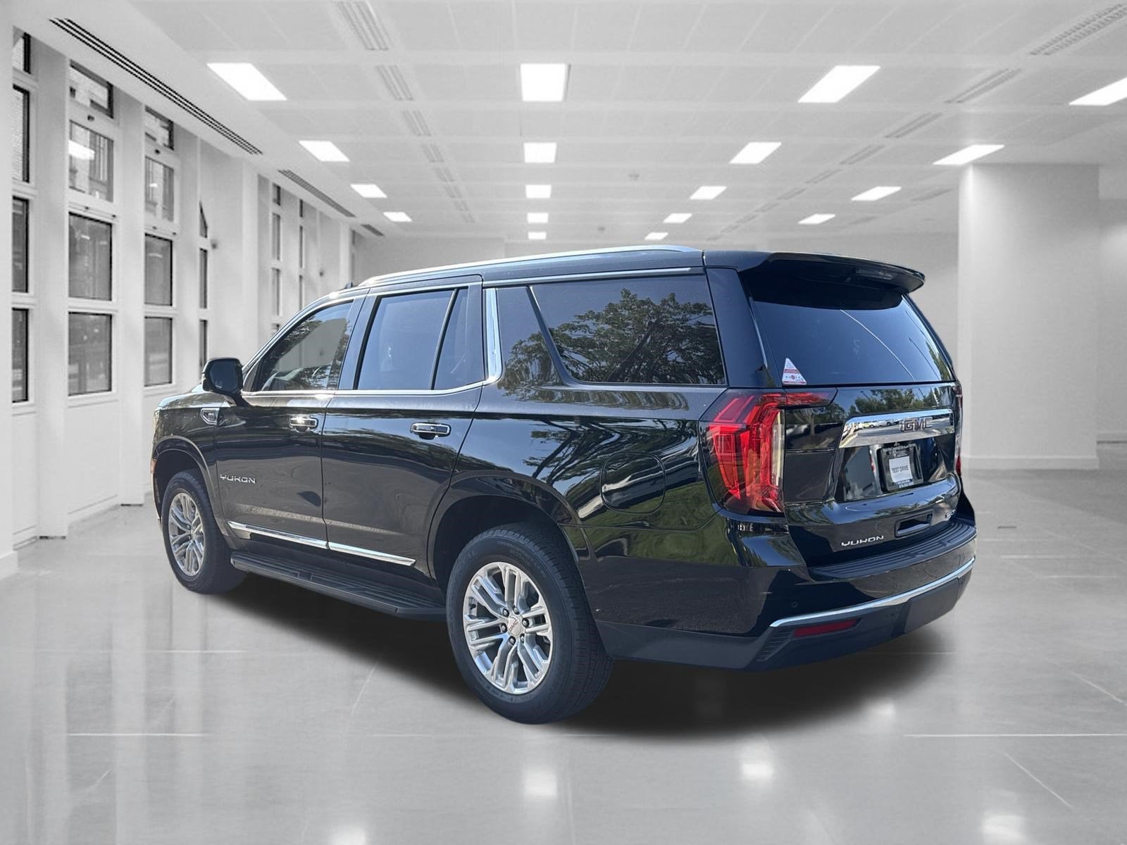 2024 GMC Yukon SLT