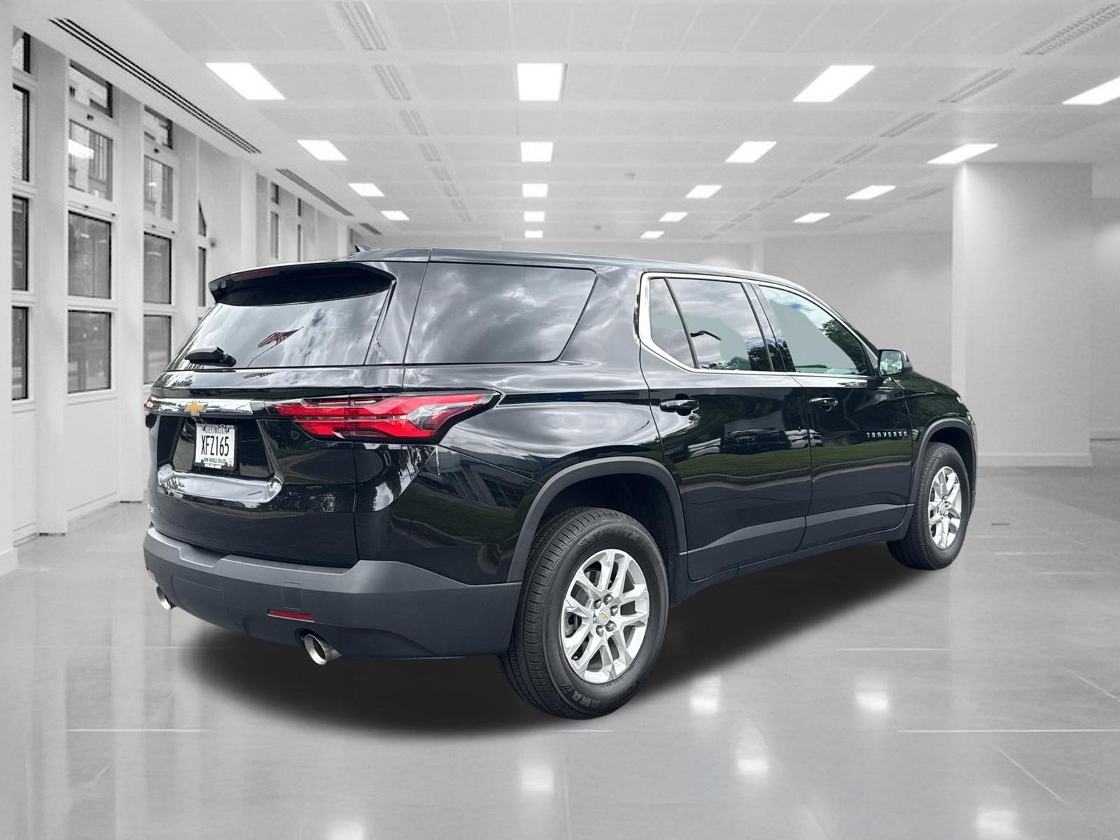 2023 Chevrolet Traverse LS