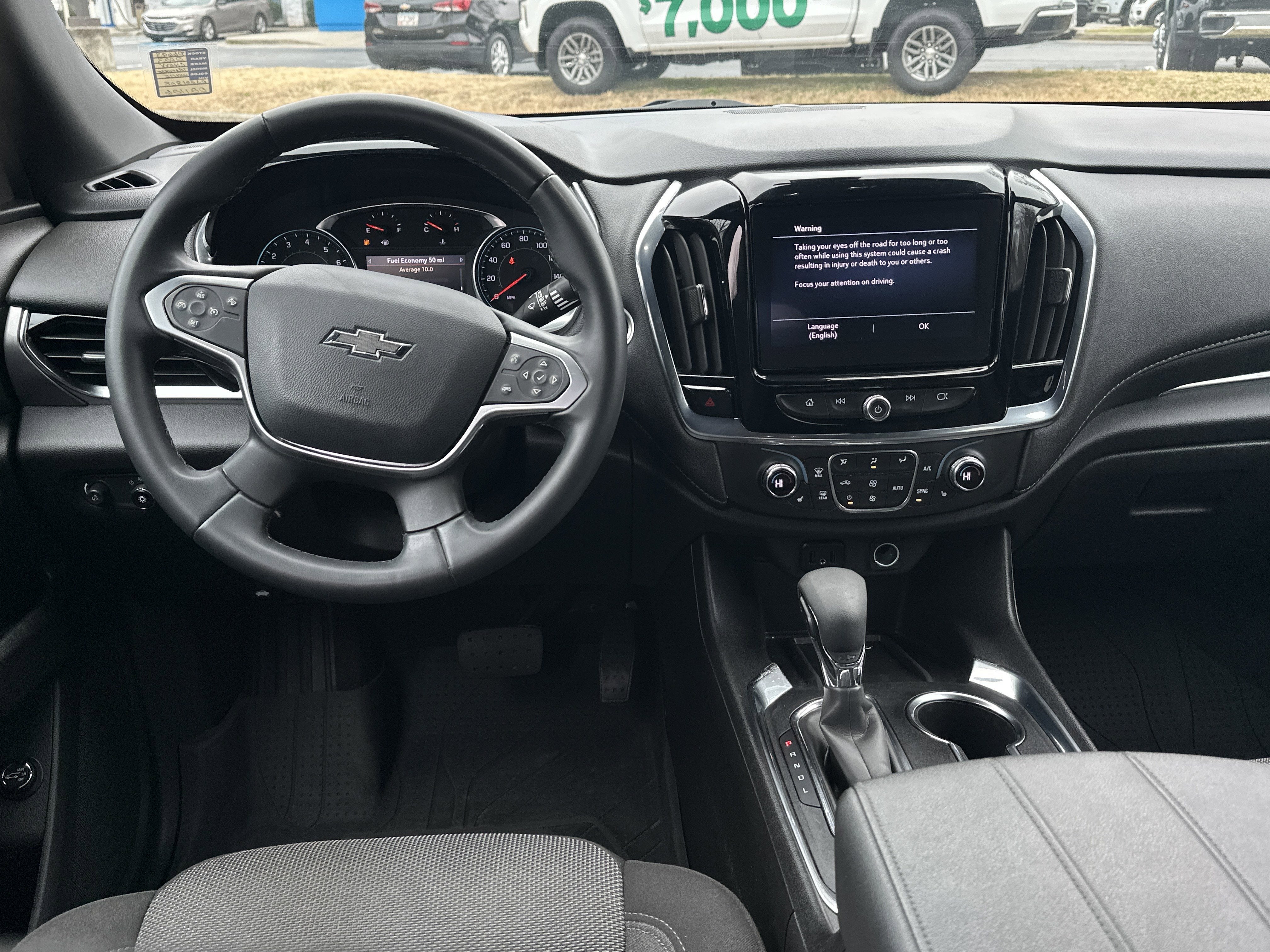 2023 Chevrolet Traverse LT Cloth