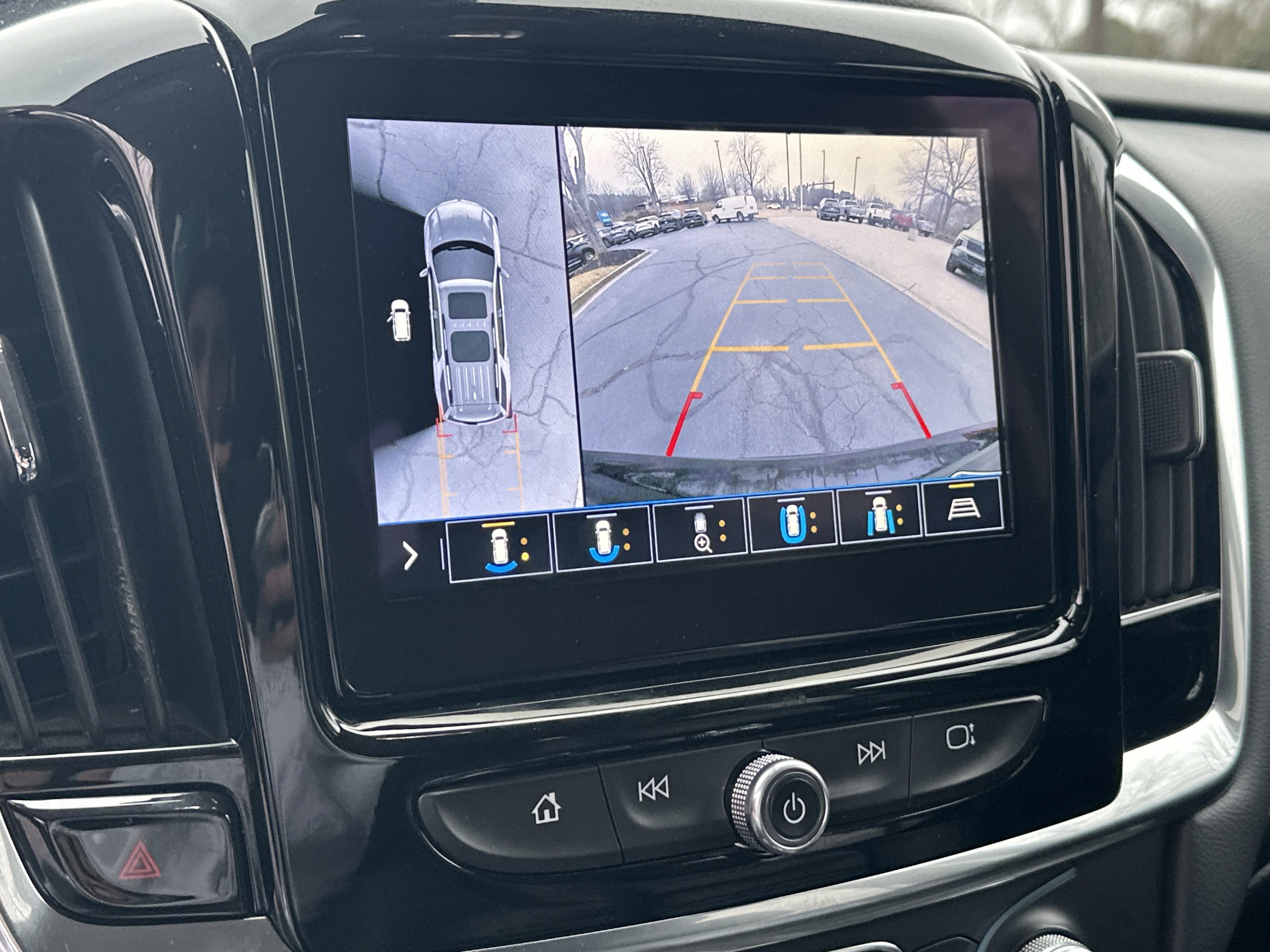 2021 Chevrolet Traverse RS