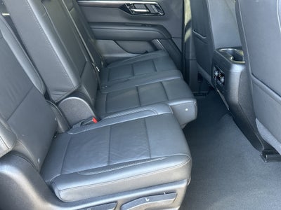 2025 Chevrolet Suburban LT