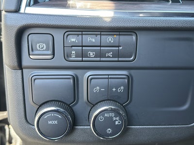 2025 Chevrolet Suburban LT