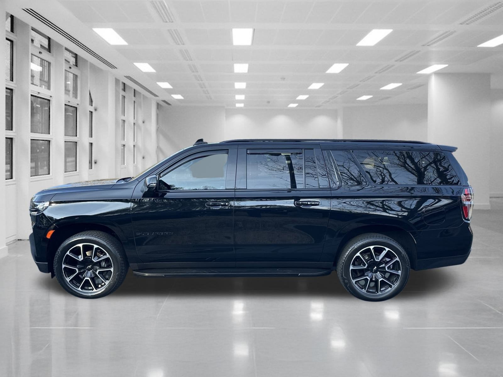 2024 Chevrolet Suburban RST