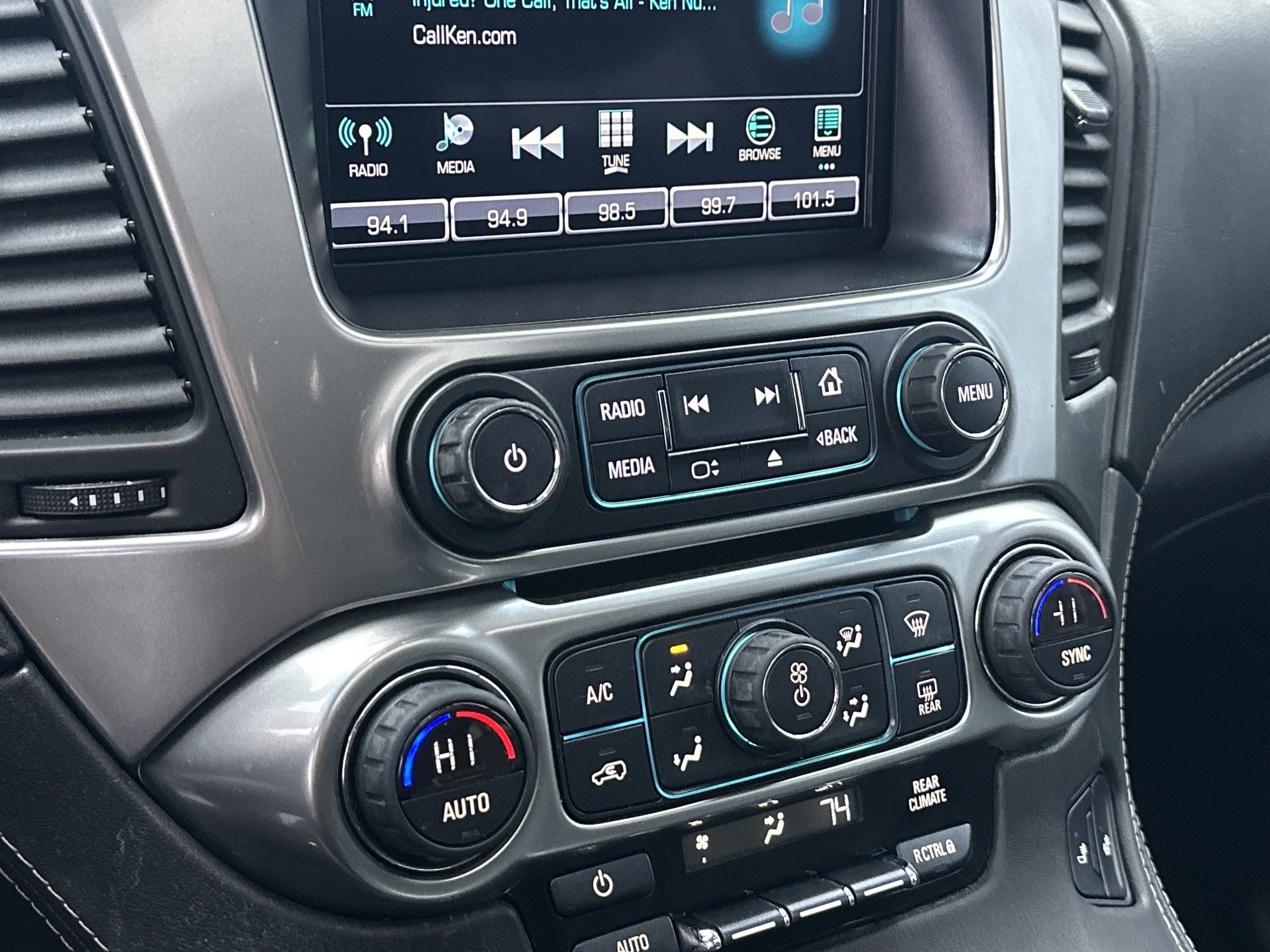 2016 Chevrolet Suburban LT