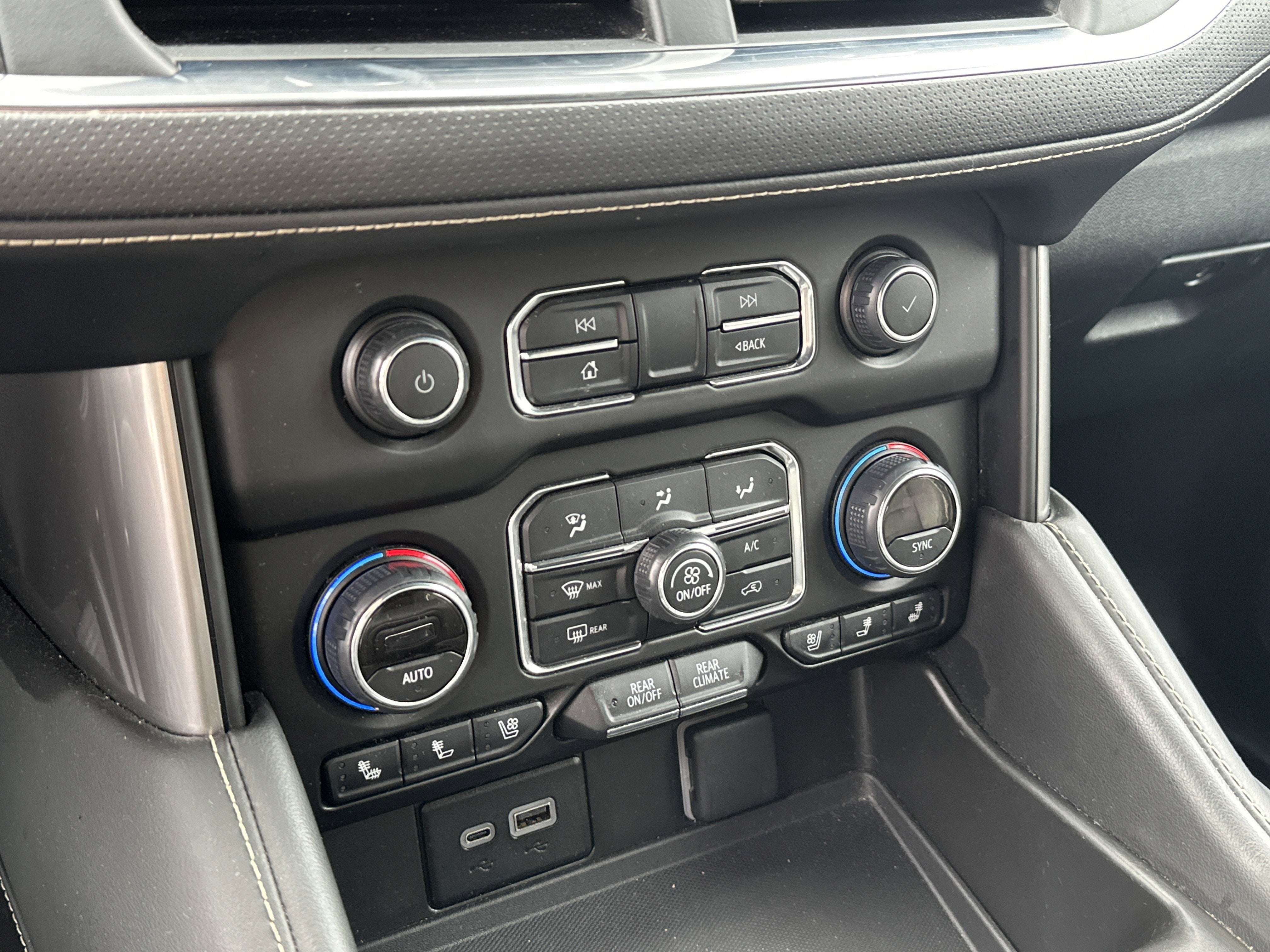 2024 Chevrolet Tahoe Premier