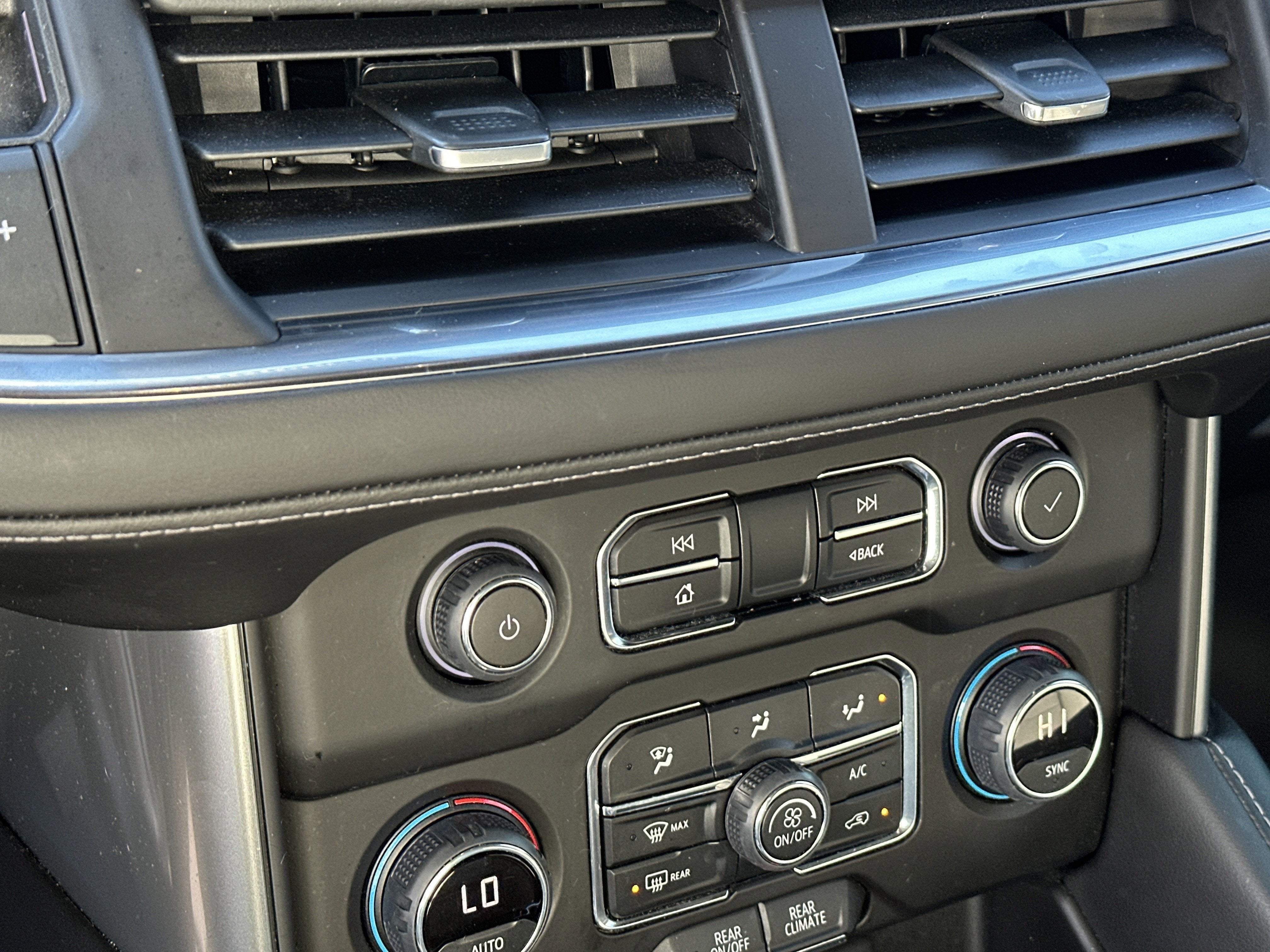 2023 Chevrolet Tahoe LS