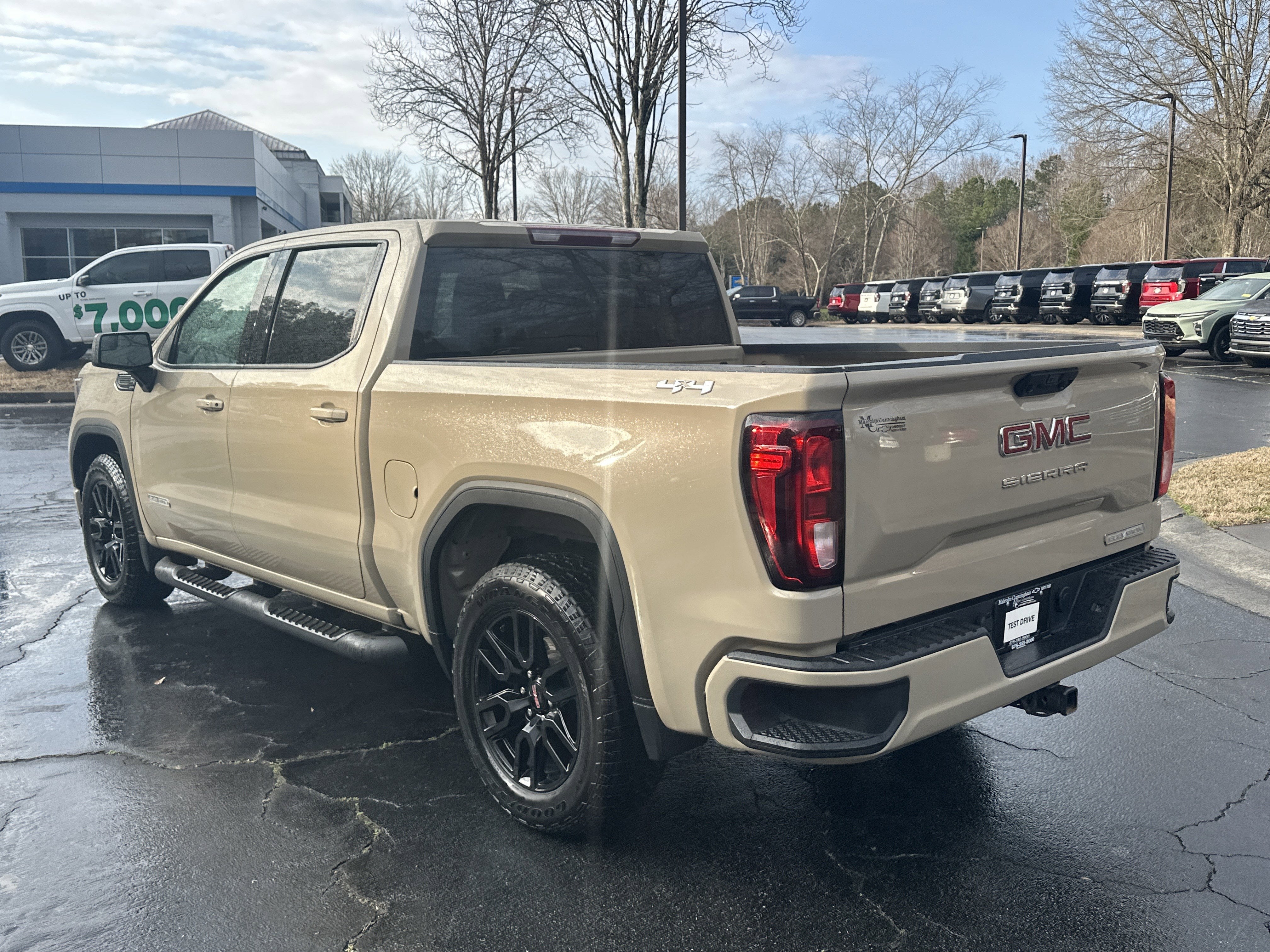 2023 GMC Sierra 1500 Elevation