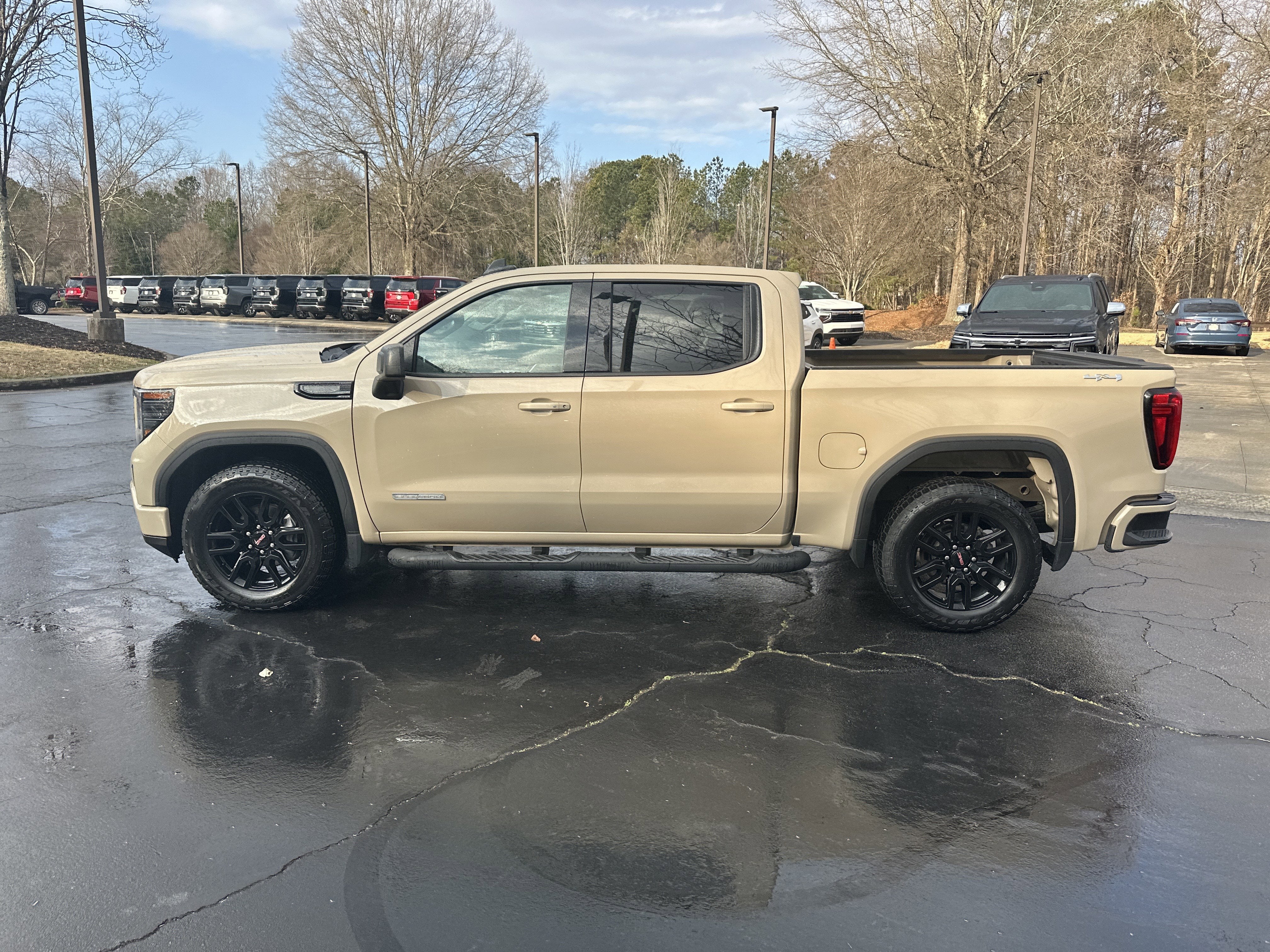 2023 GMC Sierra 1500 Elevation