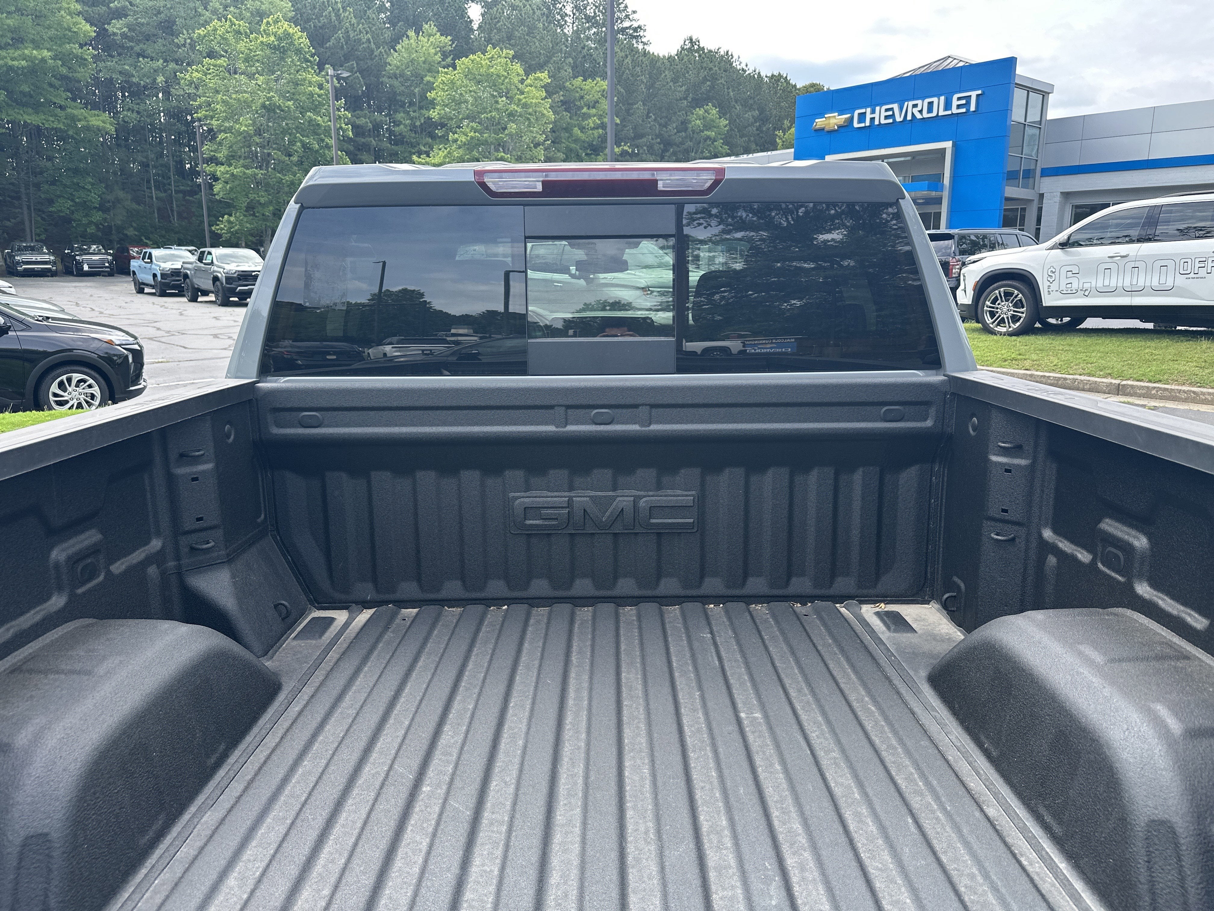 2024 GMC Sierra 1500 Elevation