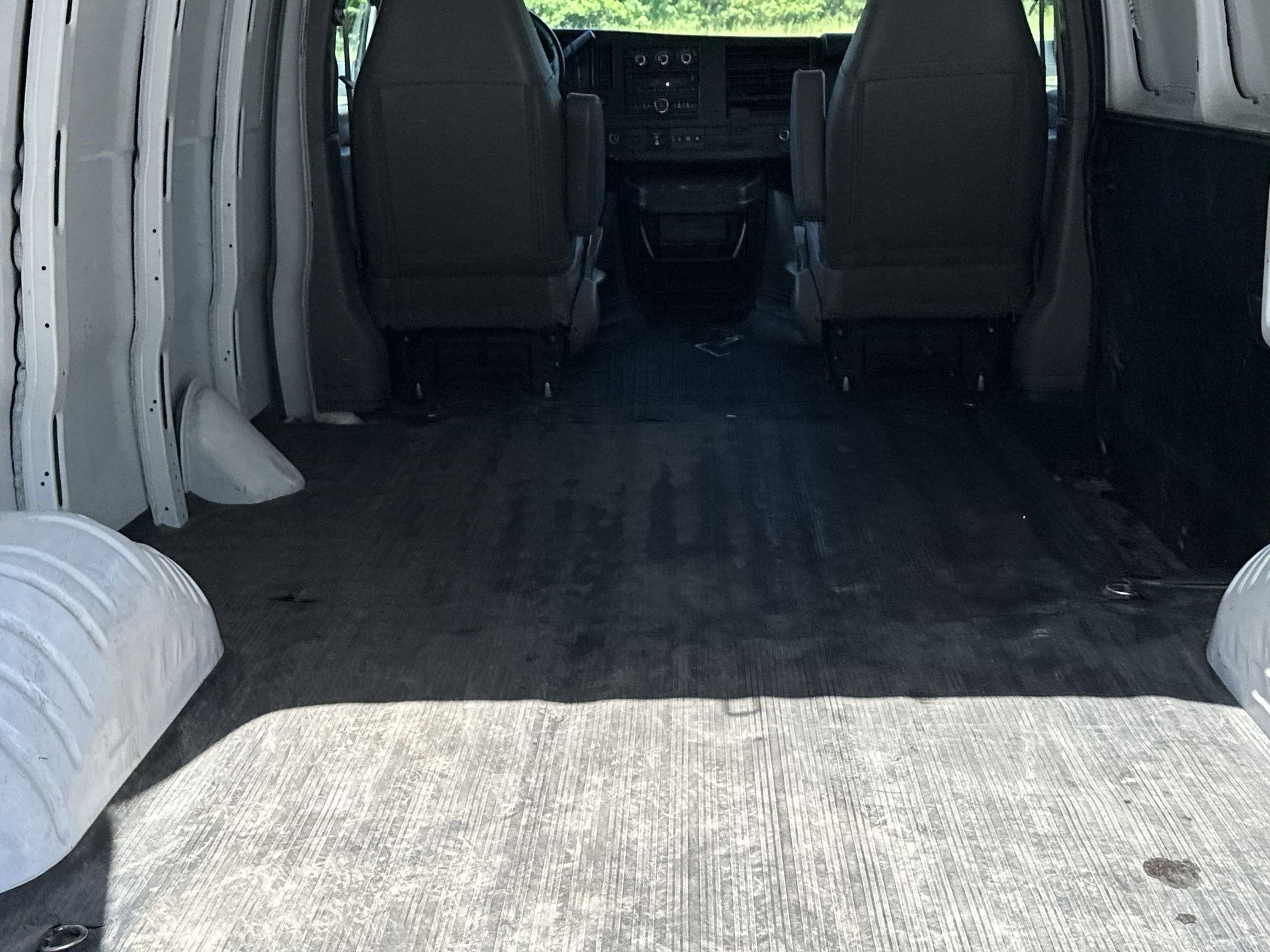 2023 GMC Savana Cargo 2500 Work Van