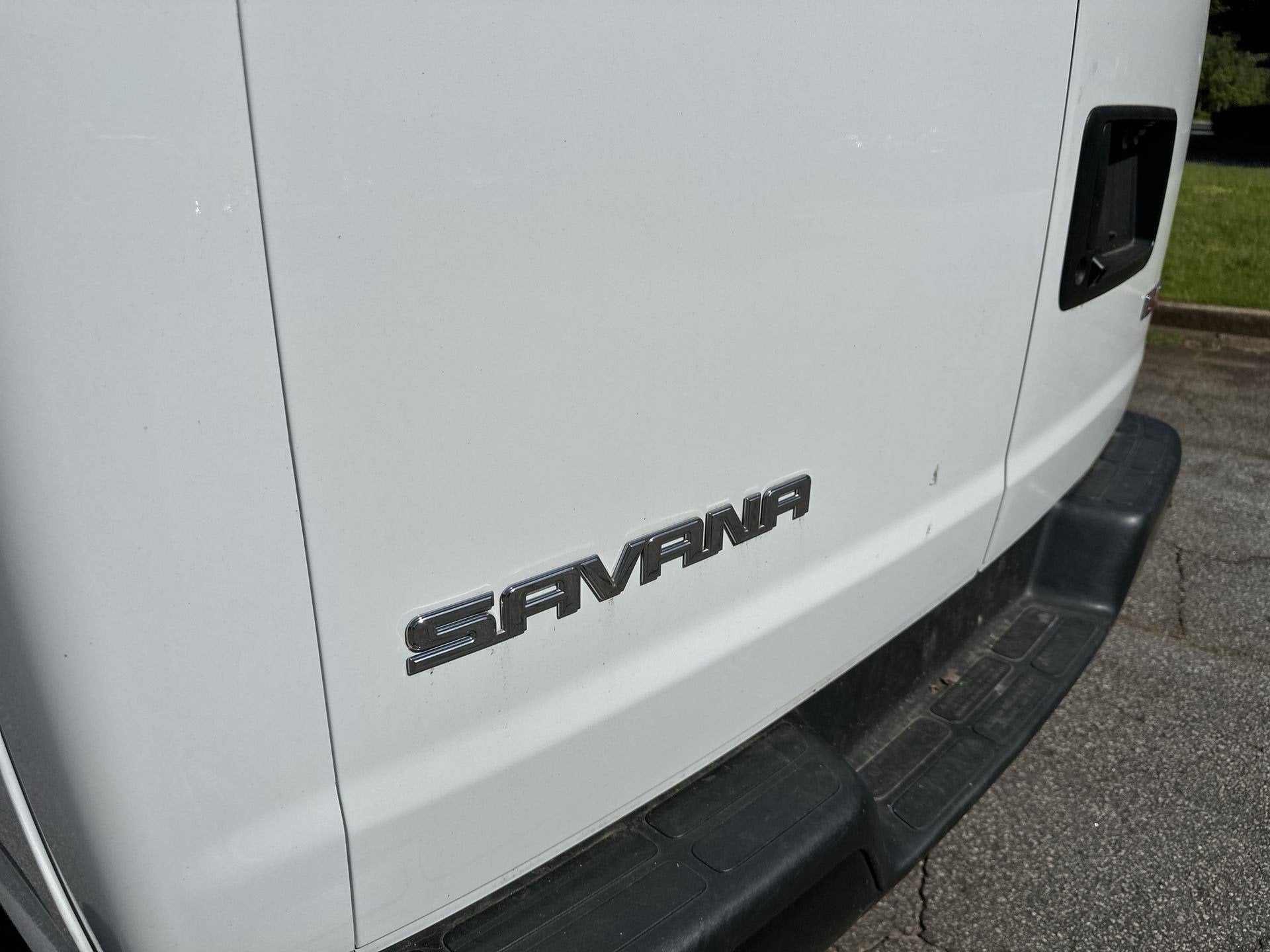 2023 GMC Savana Cargo 2500 Work Van