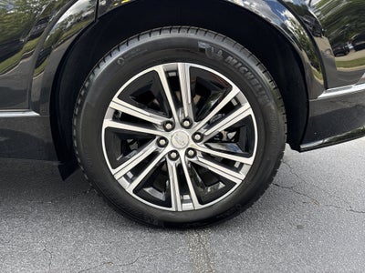 2024 Cadillac LYRIQ Tech