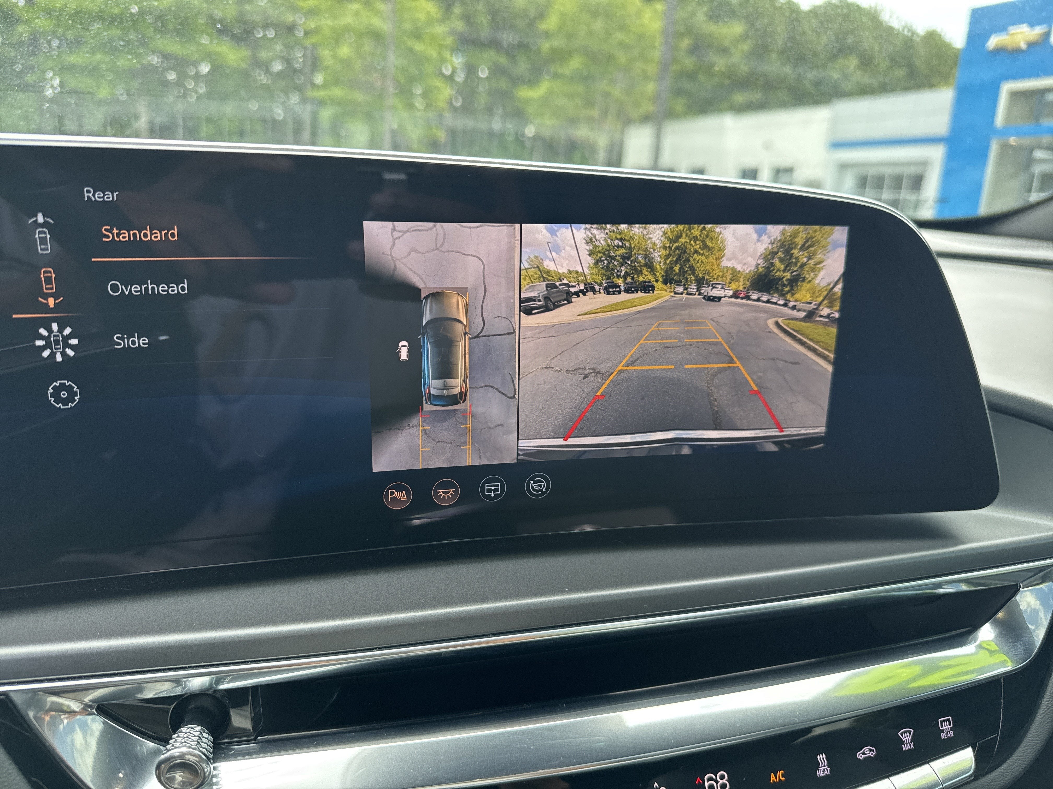 2024 Cadillac LYRIQ Tech