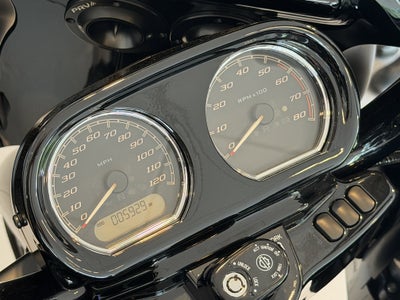 2021 HARLEY-DAVIDSON TOURING Base