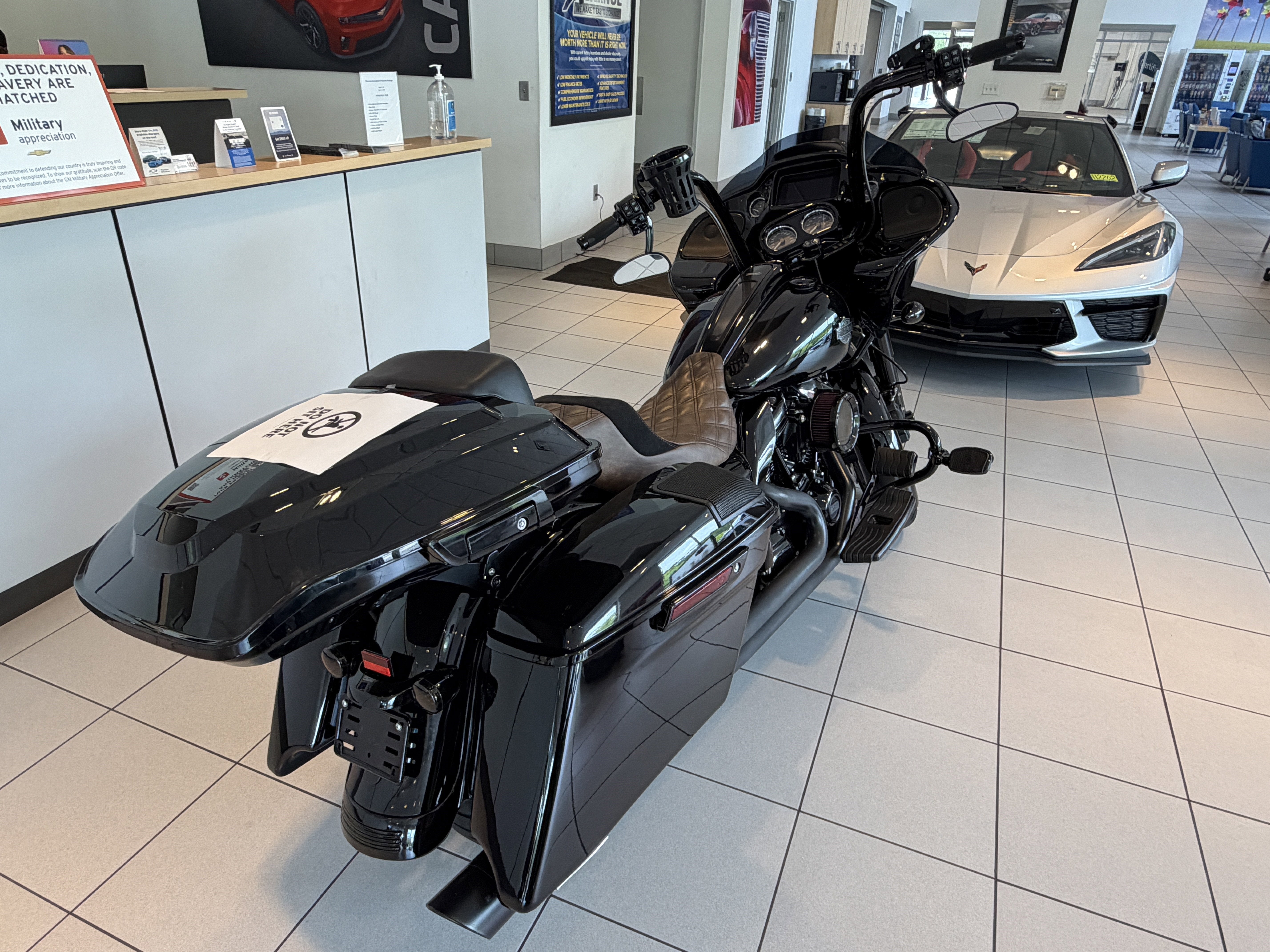 2021 HARLEY-DAVIDSON TOURING Base