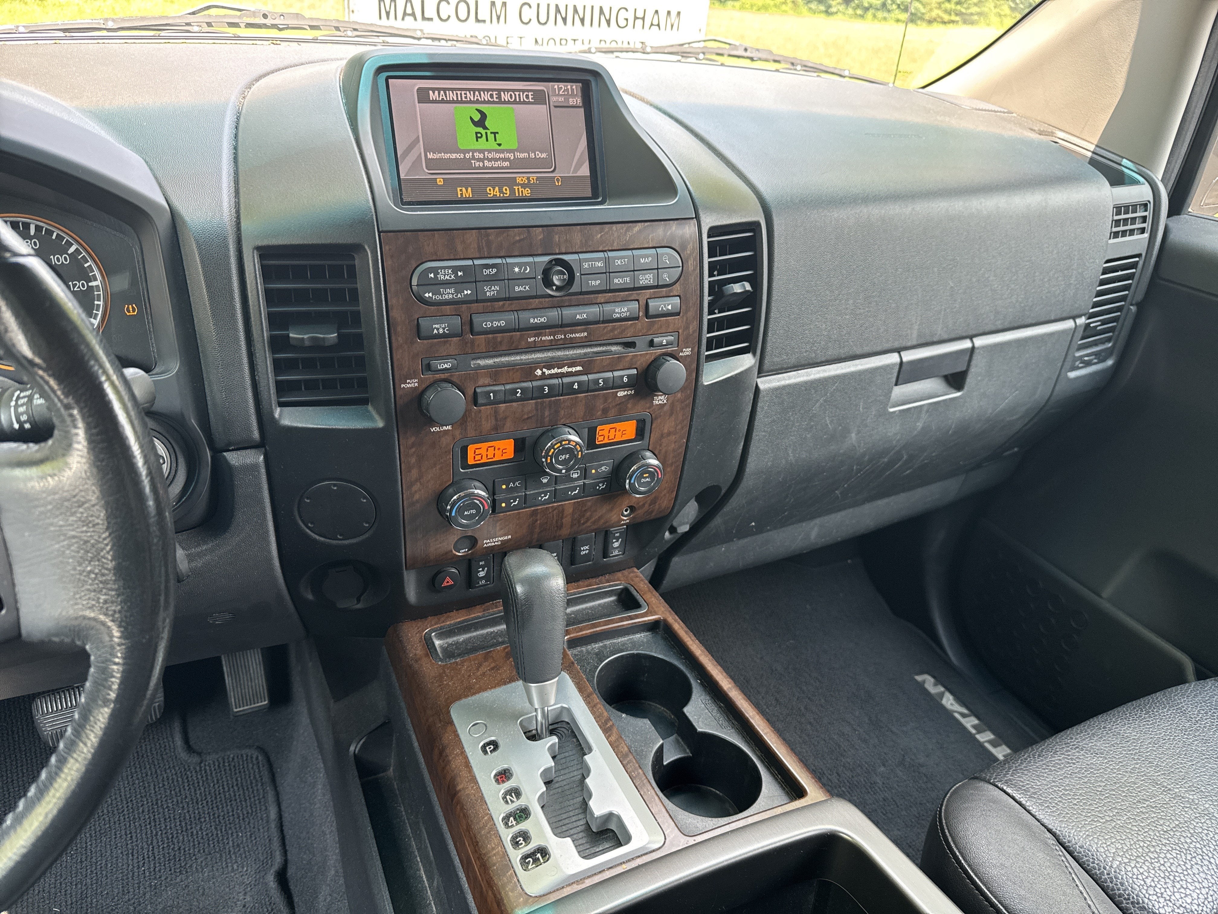 2011 Nissan Titan SL