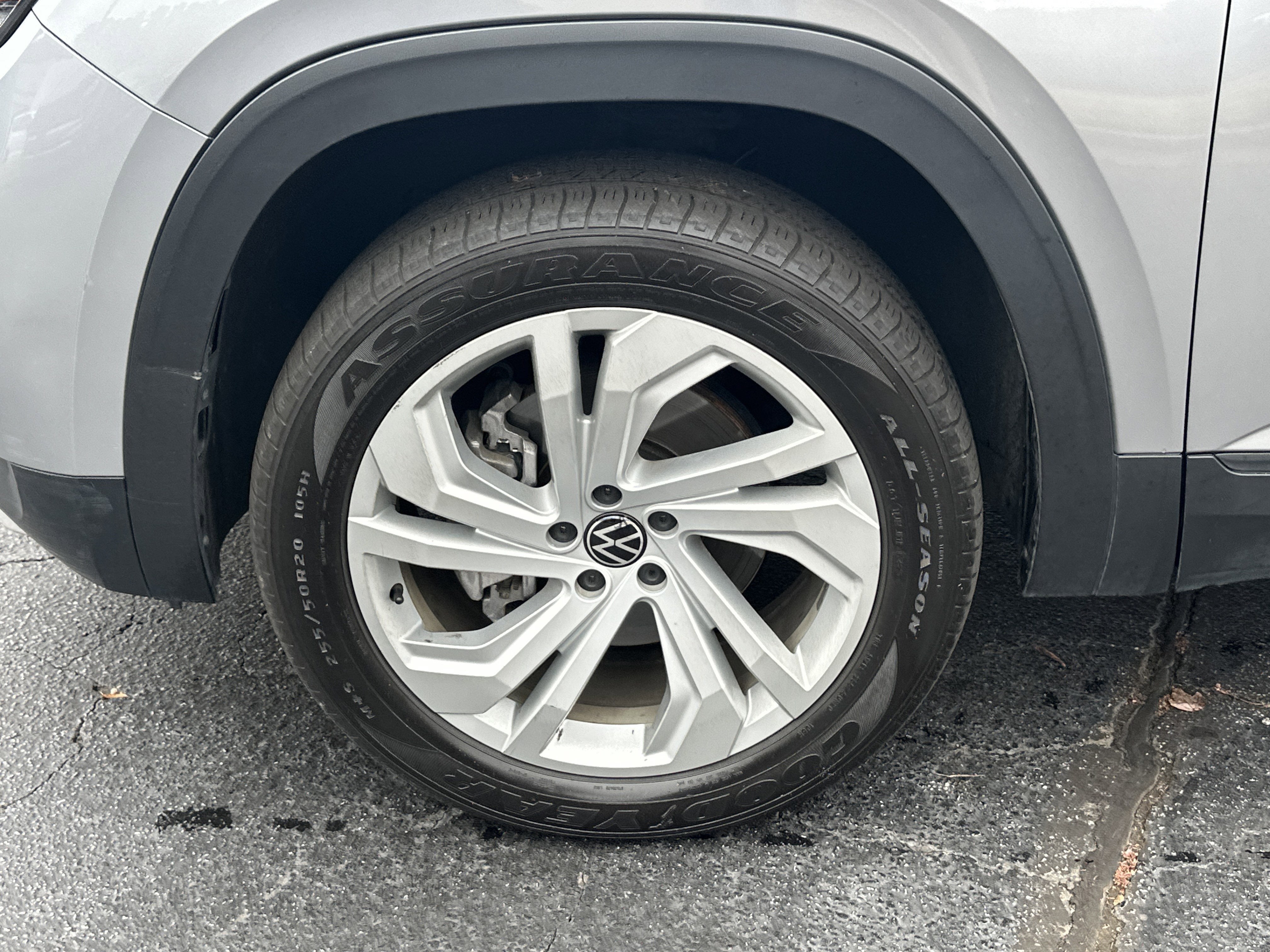 2022 Volkswagen Atlas 2.0T SE w/Technology