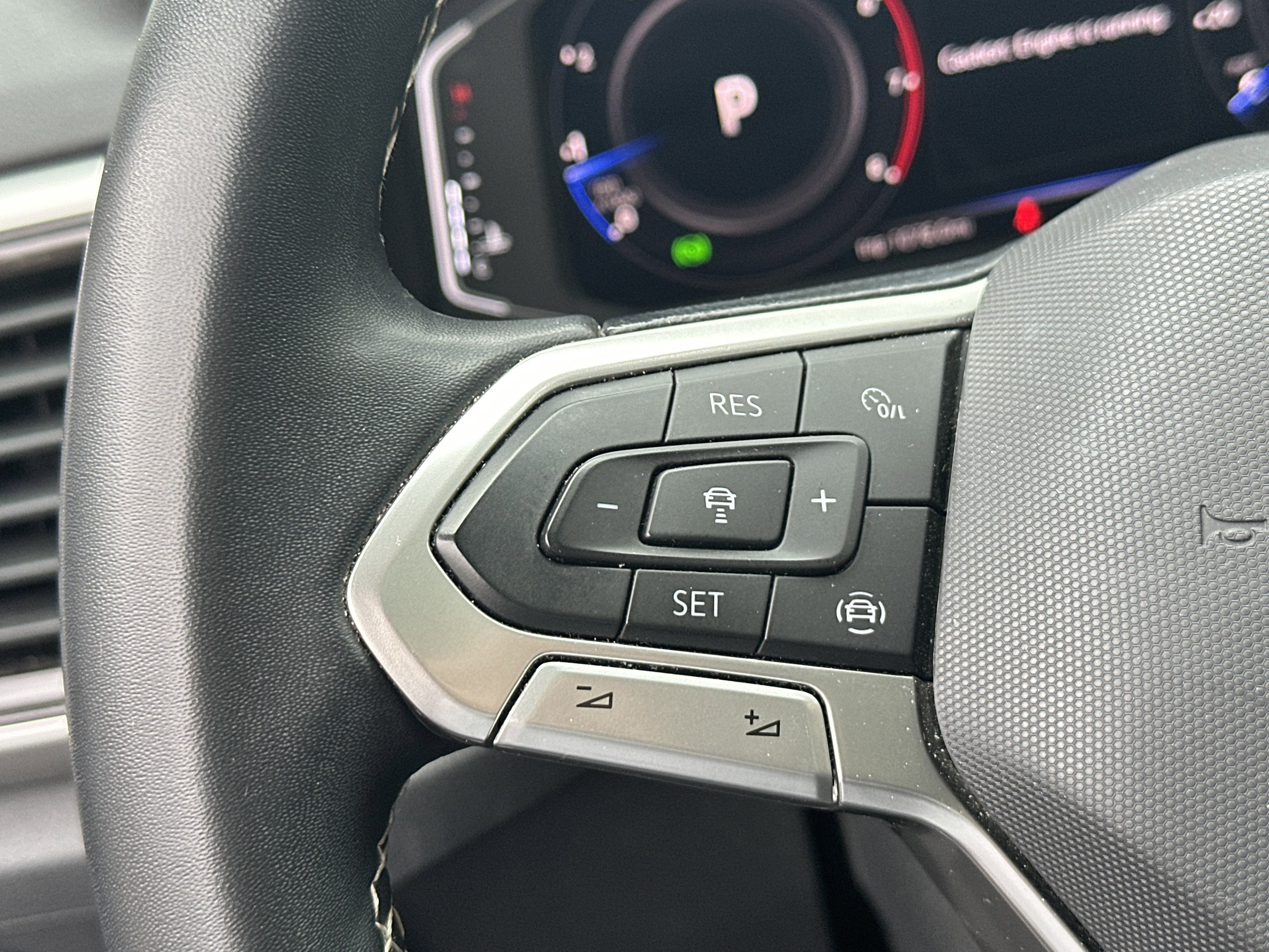 2022 Volkswagen Atlas 2.0T SE w/Technology