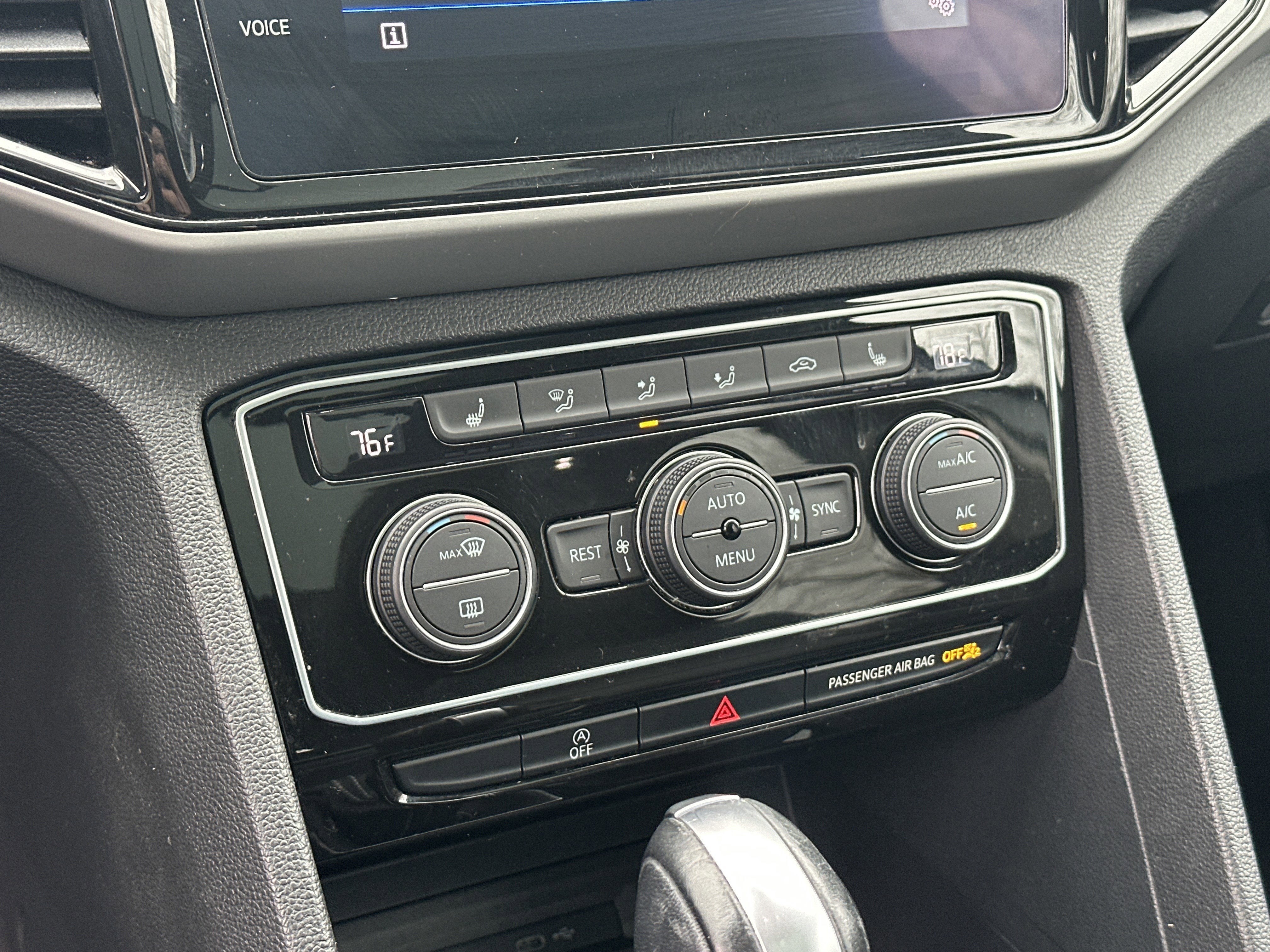 2022 Volkswagen Atlas 2.0T SE w/Technology