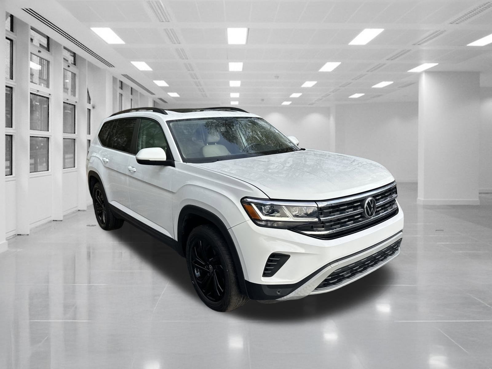 2022 Volkswagen Atlas 3.6L V6 SE w/Technology