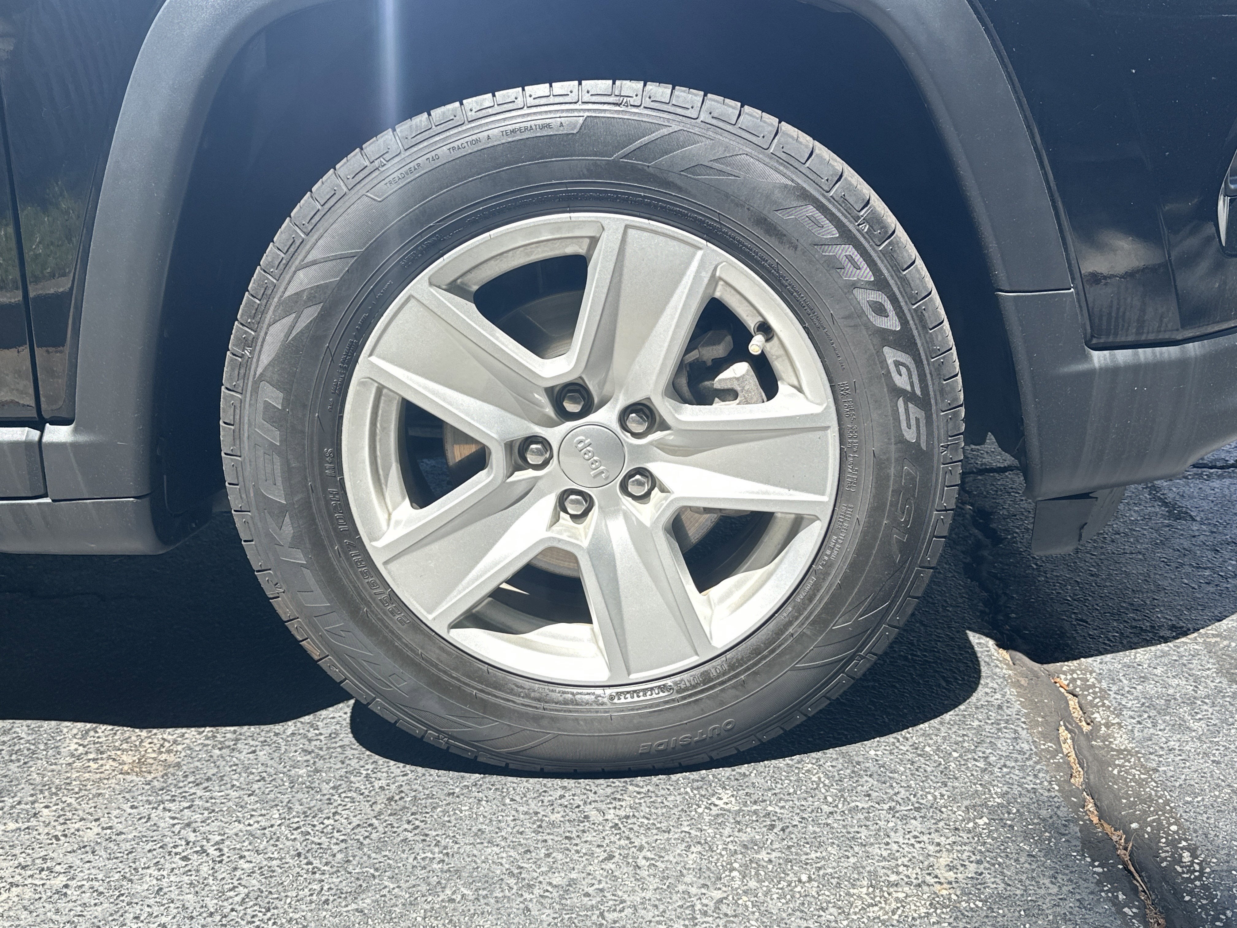 2022 Jeep Compass Latitude FWD