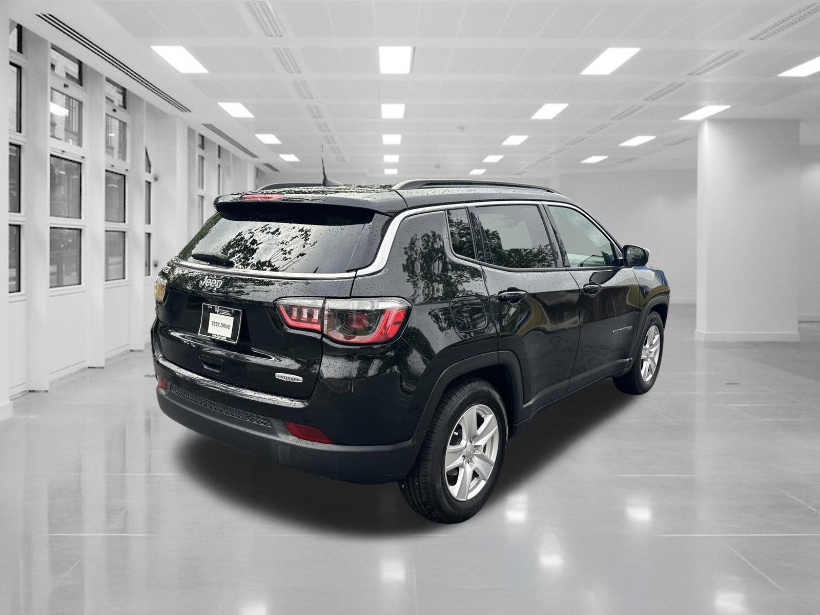 2022 Jeep Compass Latitude FWD