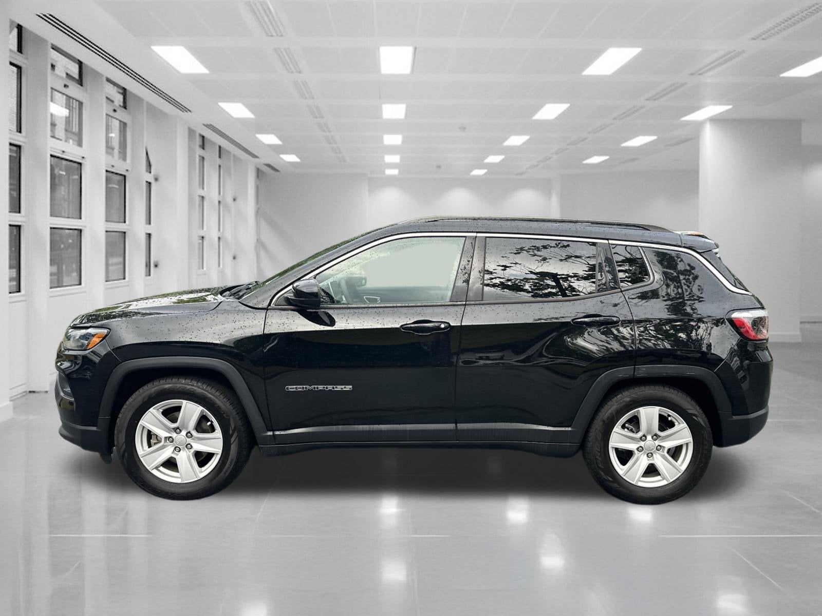 2022 Jeep Compass Latitude FWD