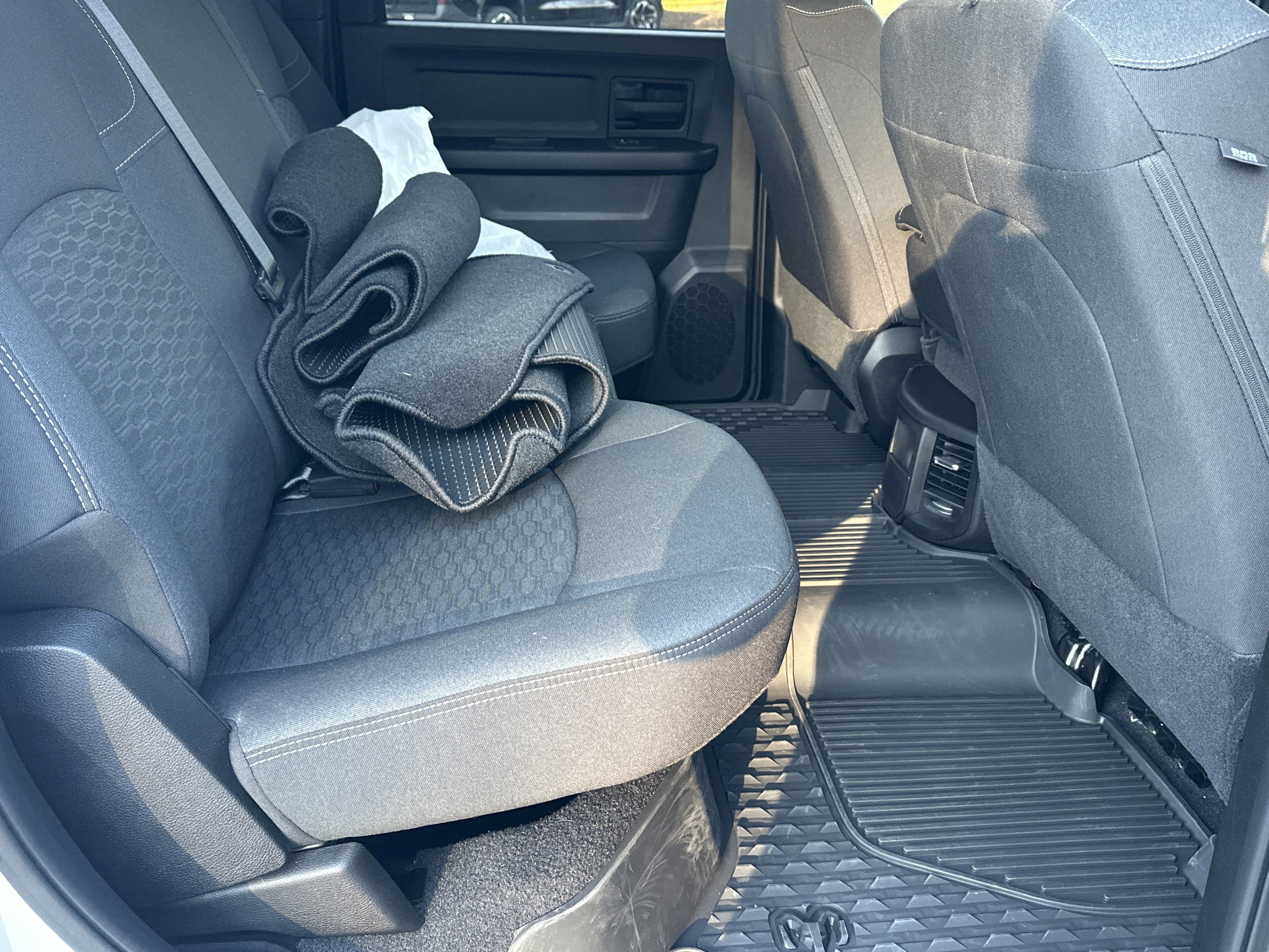 2025 RAM 3500 Tradesman Crew Cab 4x4 6'4" Box