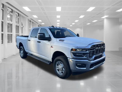2025 RAM 3500 Tradesman Crew Cab 4x4 6'4" Box