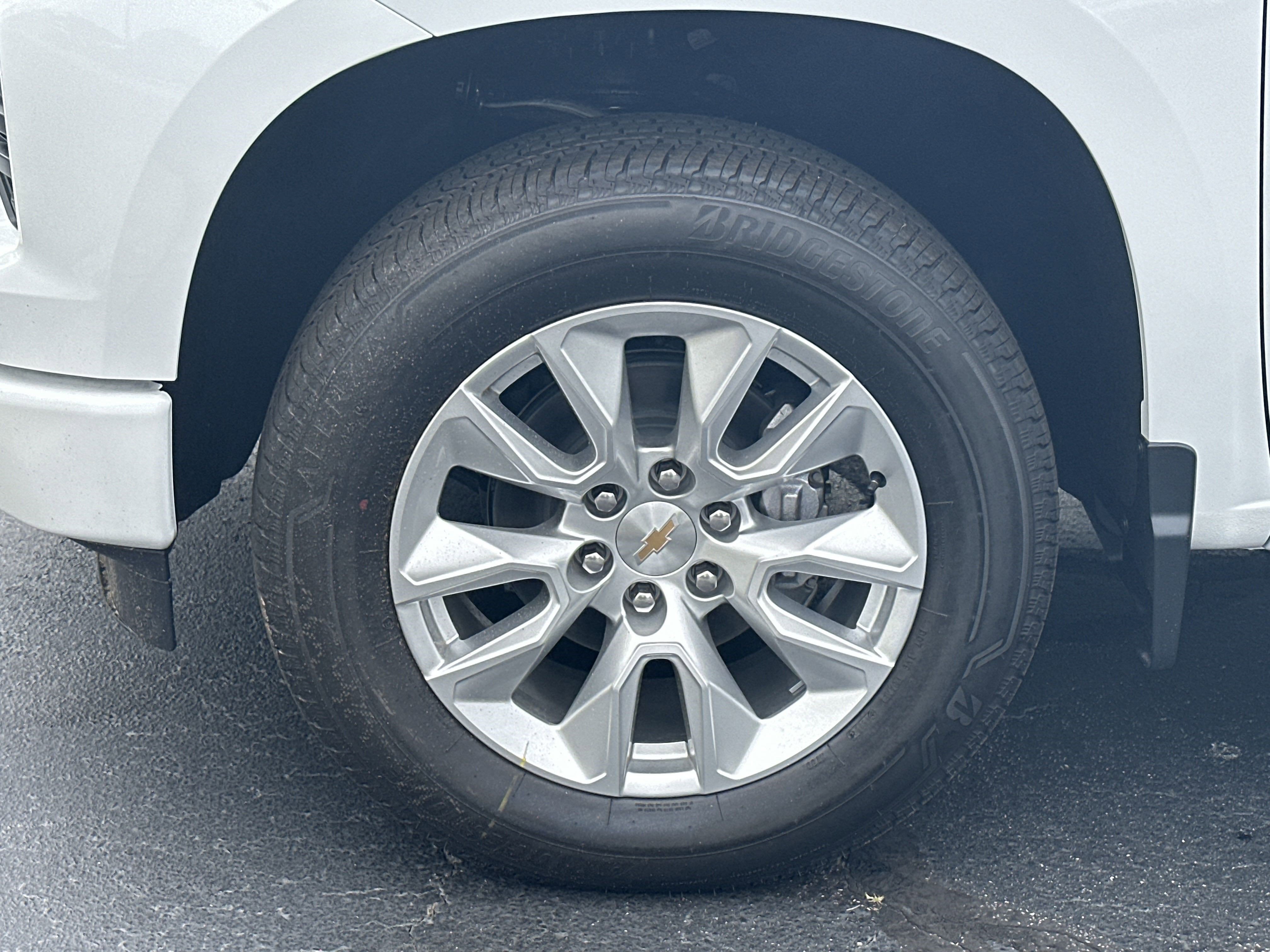 2025 Chevrolet Silverado 1500 Custom