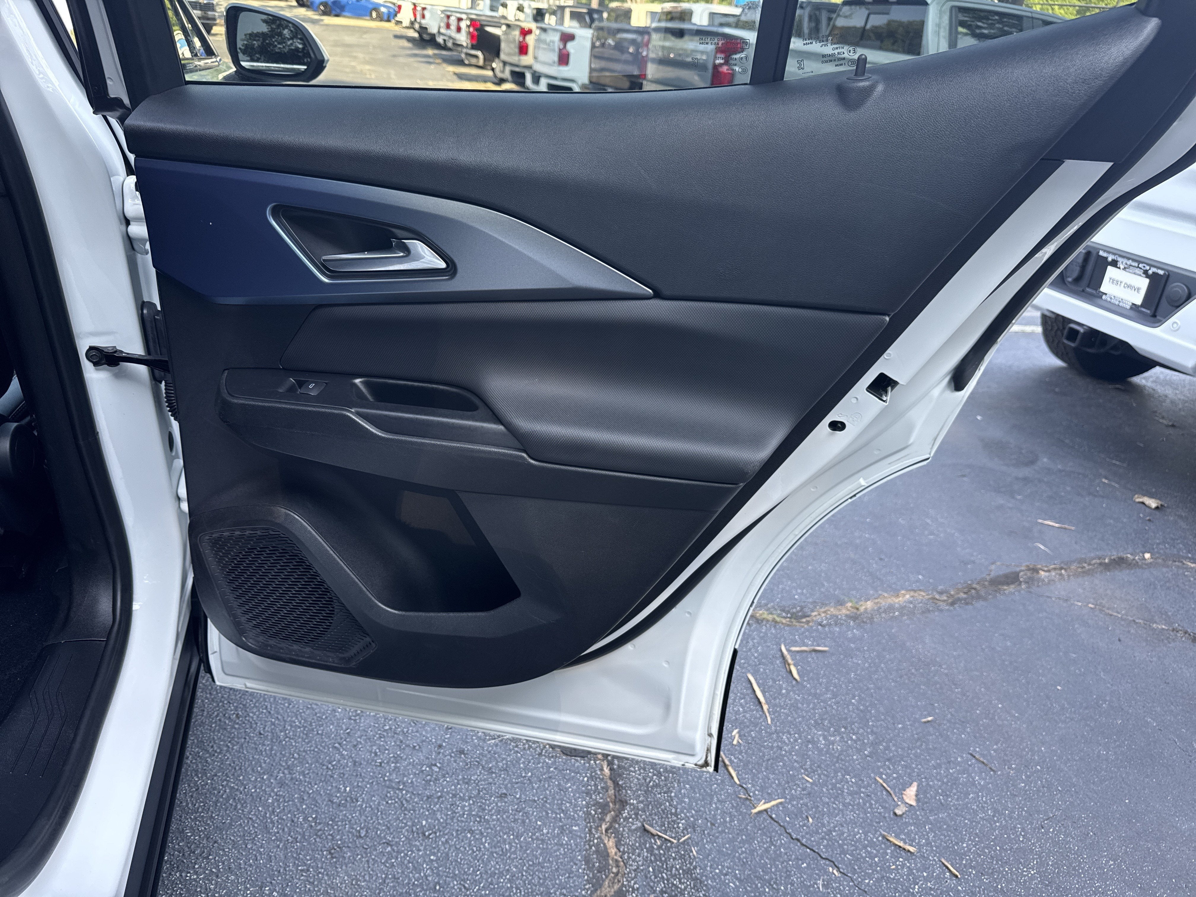 2024 Chevrolet Equinox EV 2LT