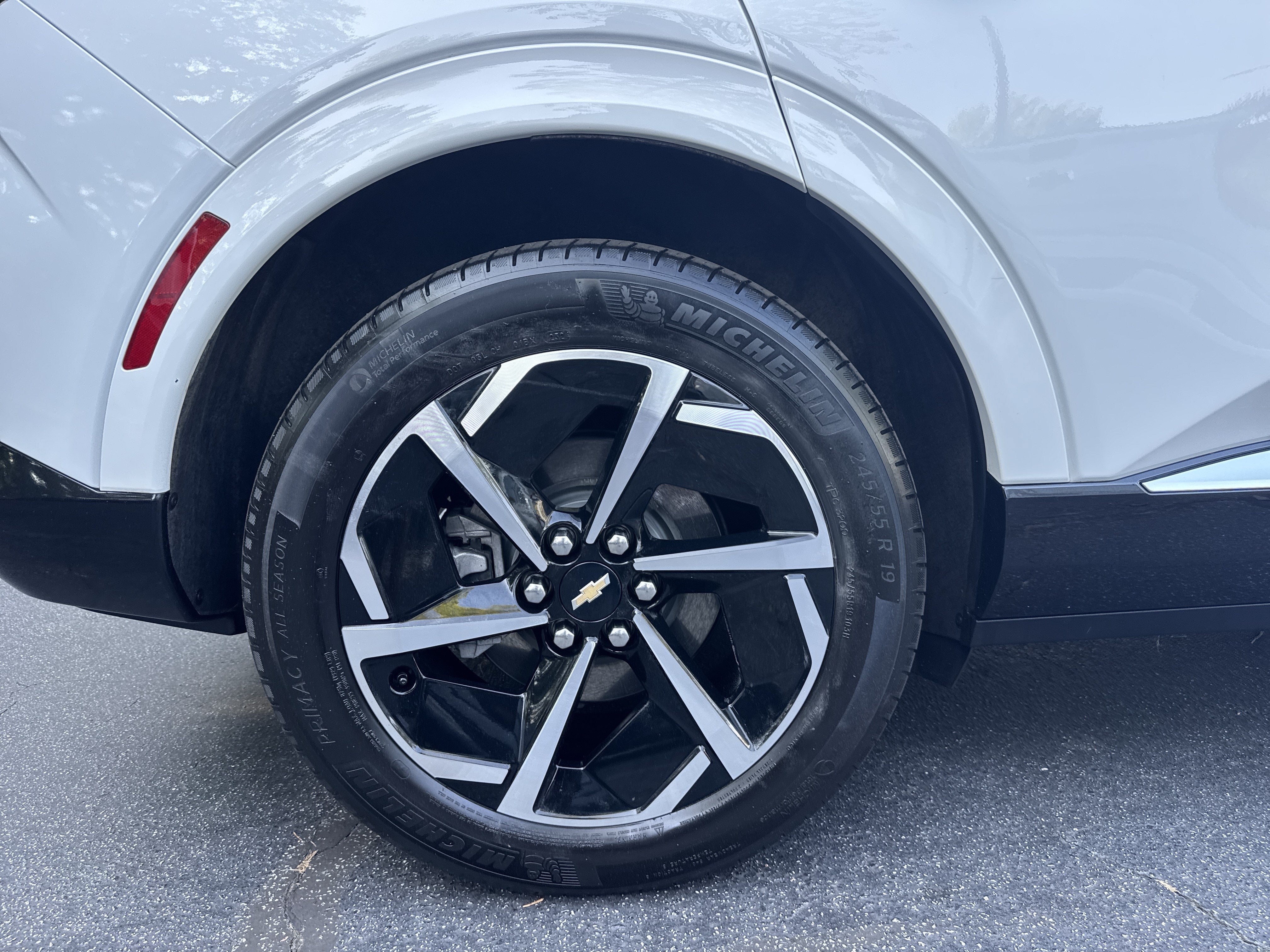 2024 Chevrolet Equinox EV 2LT