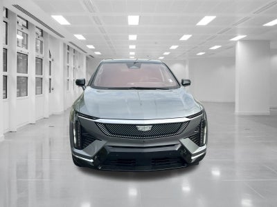 2025 Cadillac OPTIQ Luxury 2