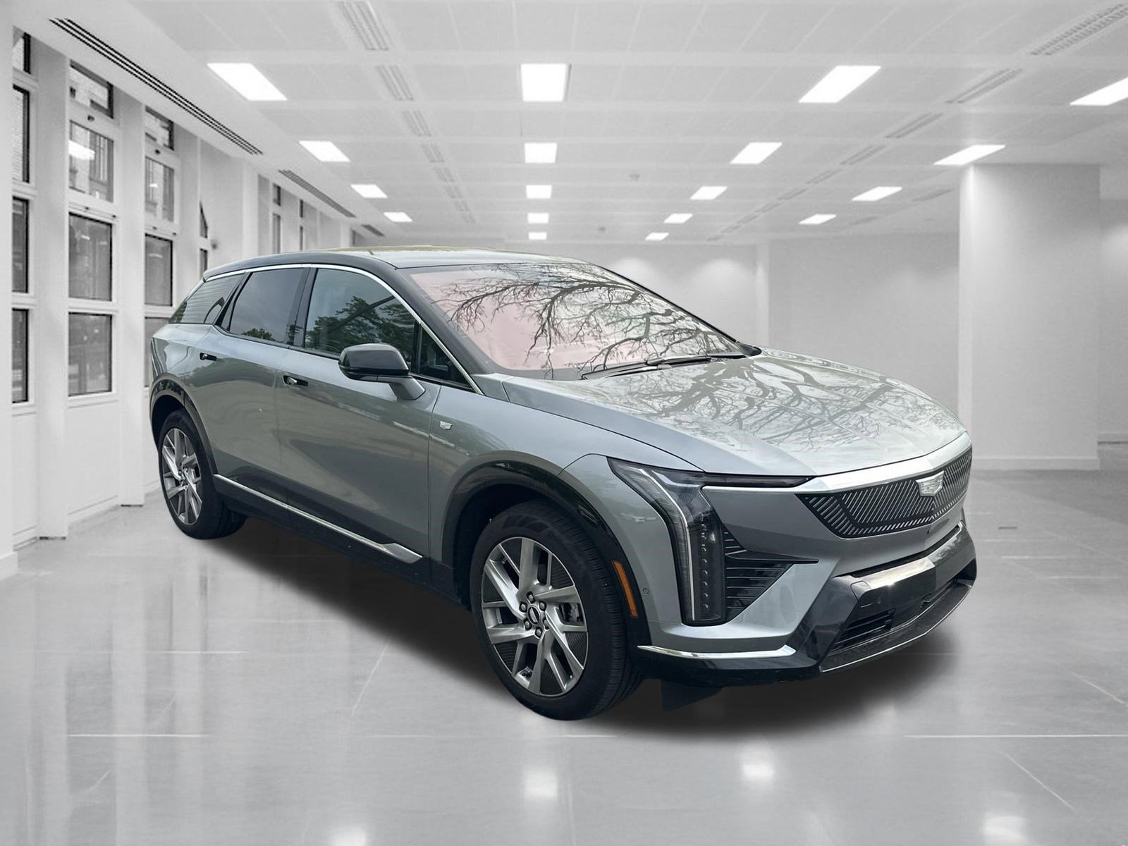 2025 Cadillac OPTIQ Luxury 2