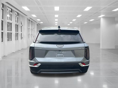 2025 Cadillac OPTIQ Luxury 2