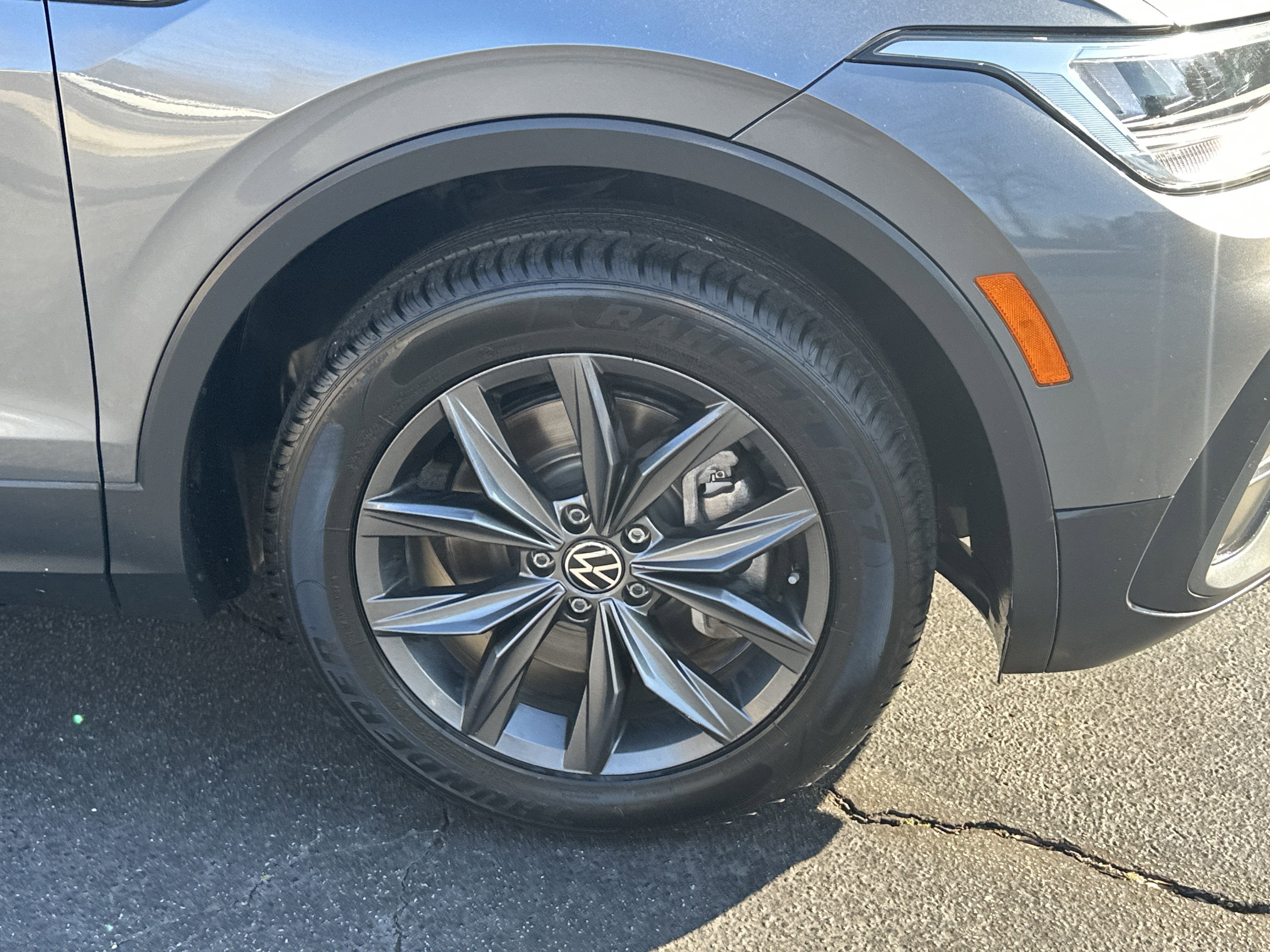 2022 Volkswagen Tiguan 2.0T SE